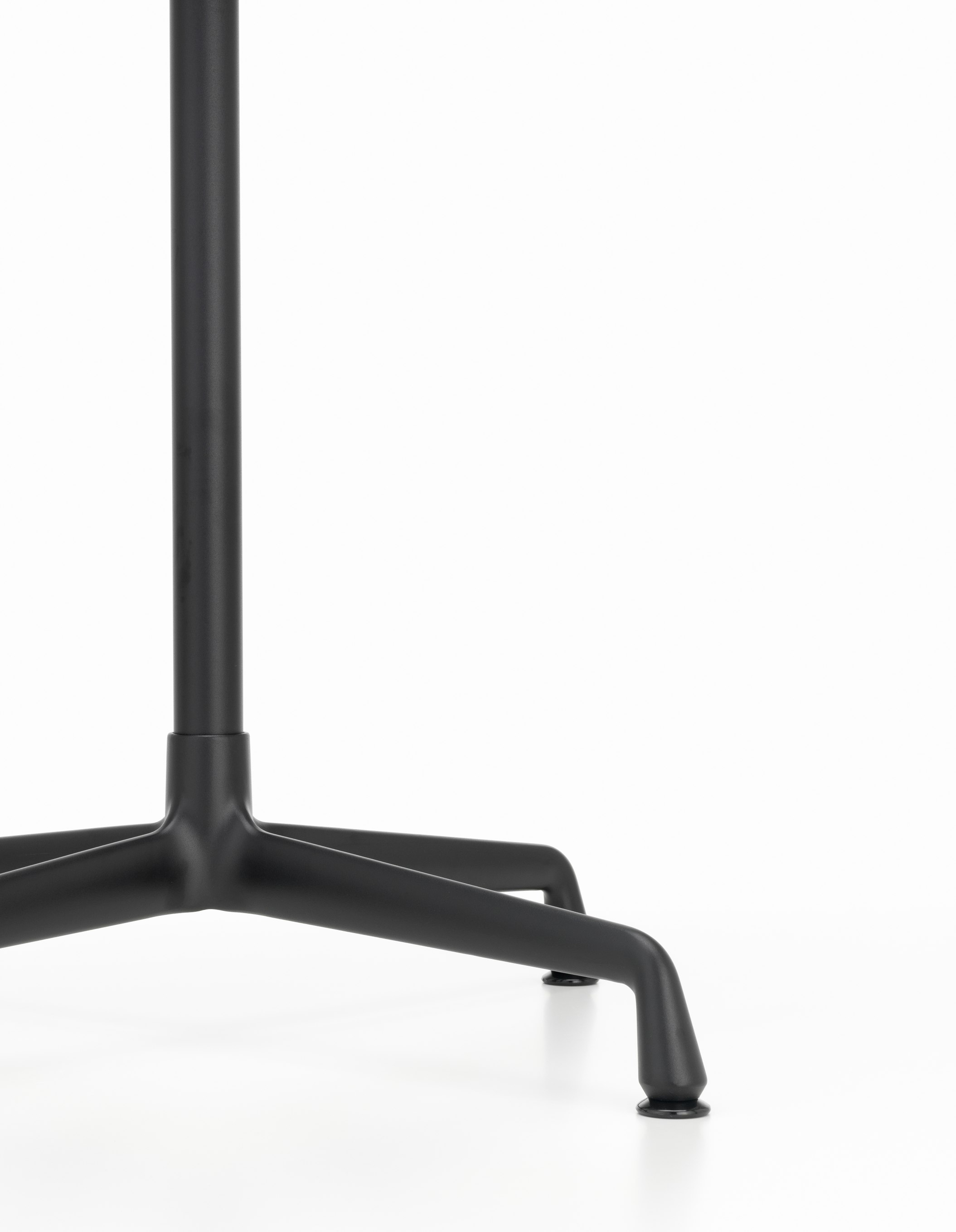 Eames Contract Table Tisch rund Ø70 cm Vitra