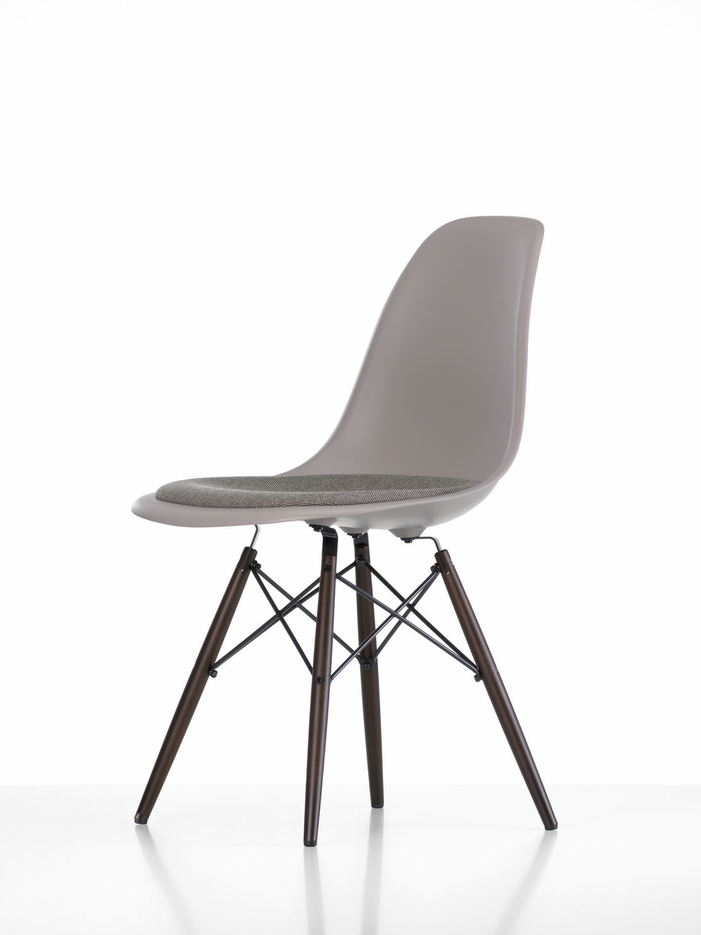 Eames Plastic Side Chair DSW Stuhl mit Sitzpolster Vitra