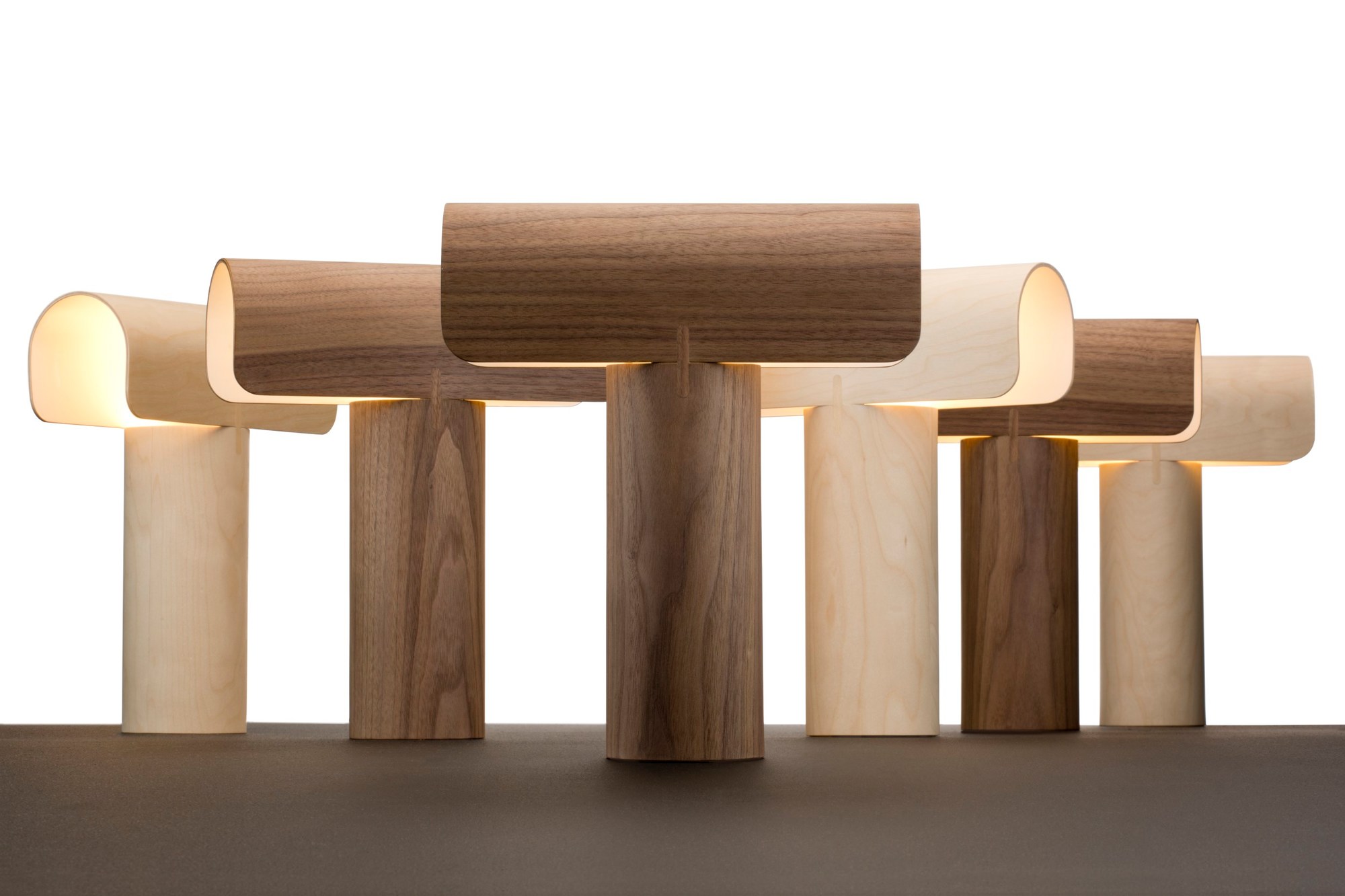 Teelo 8020 Tischleuchte Nussbaum Secto Design