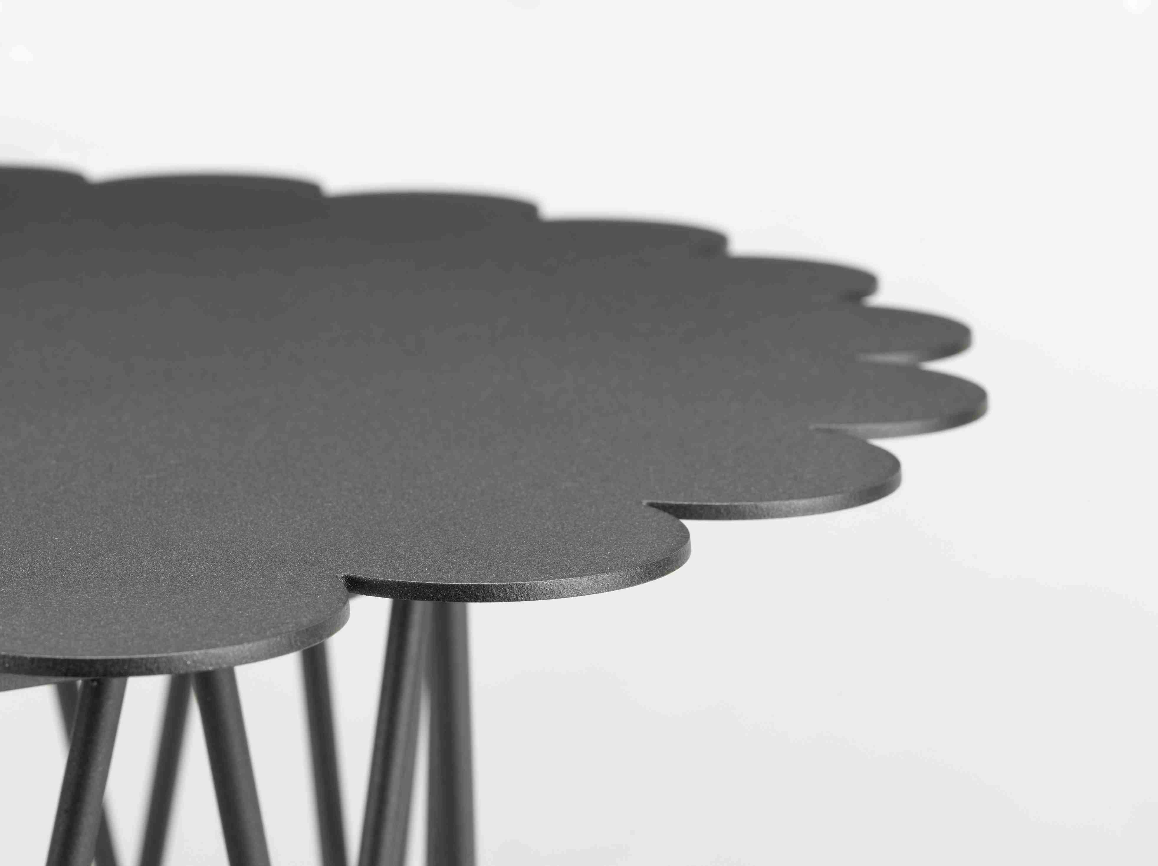 Flower Table Tisch Vitra