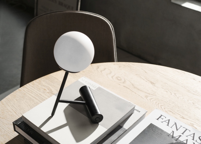 Phare LED Lamp Tischleuchte Audo