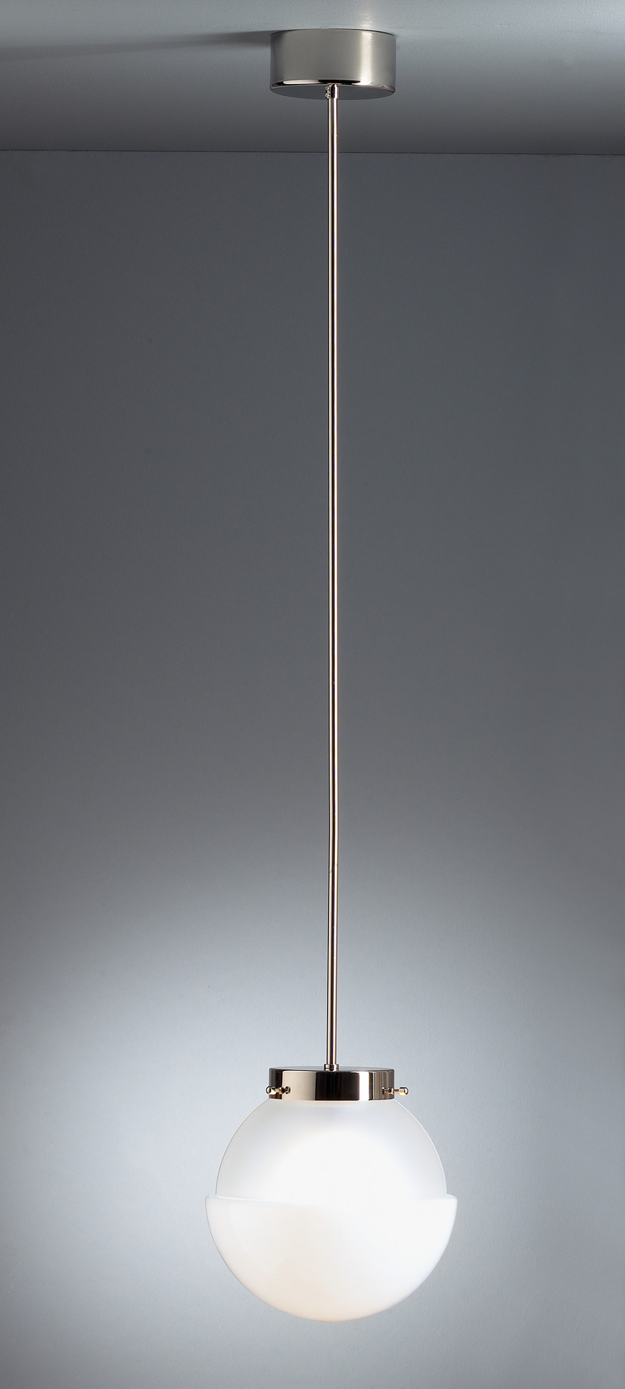 HMB 29 / HMB29 Pendelleuchte mit Glaskugel Tecnolumen 40 cm