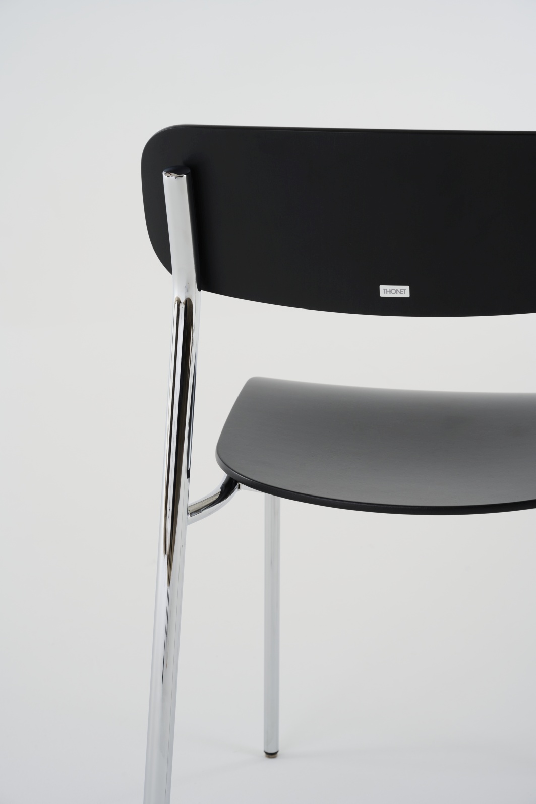 S 243 / S243 Stahlrohr Stuhl OLIVGRÜN Thonet EINZELSTÜCK