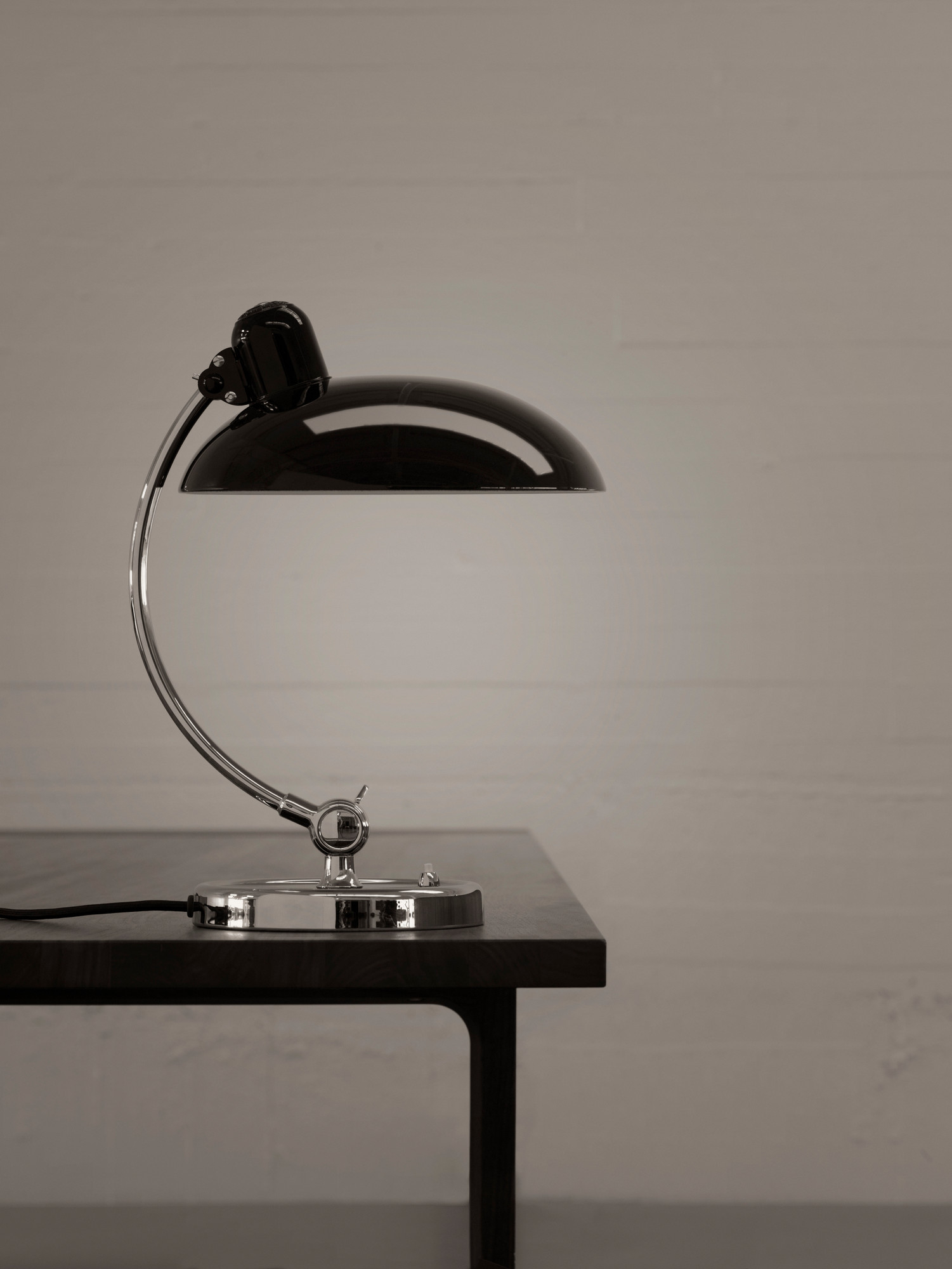 6631 T Luxus Tischleuchte KAISER idell Fritz Hansen schwarz hochglanz