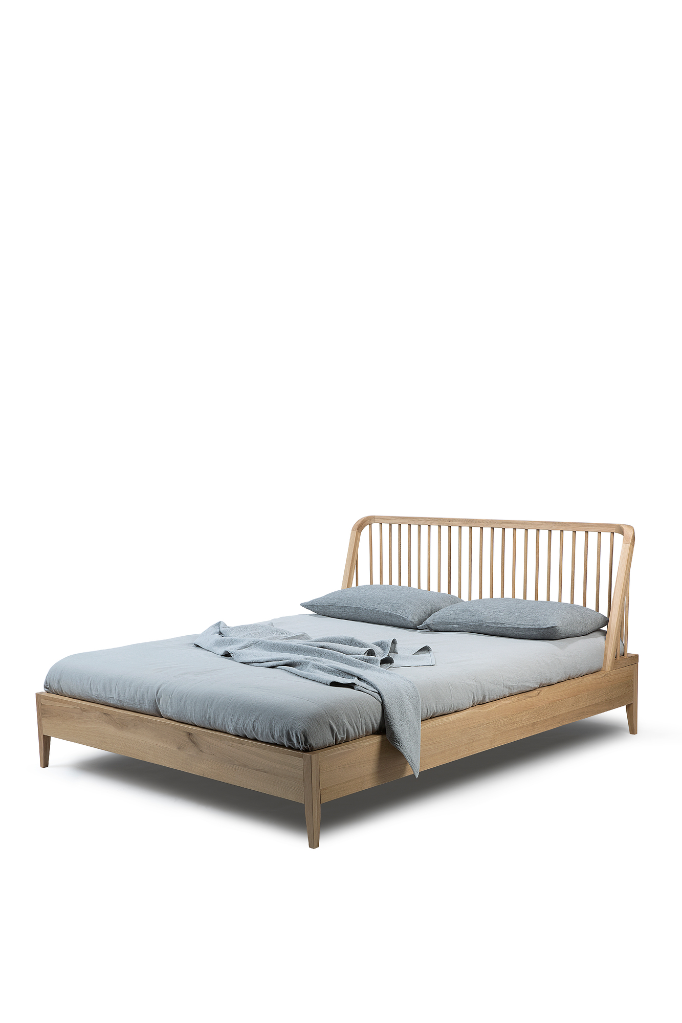 Spindle Bett Eiche Ethnicraft