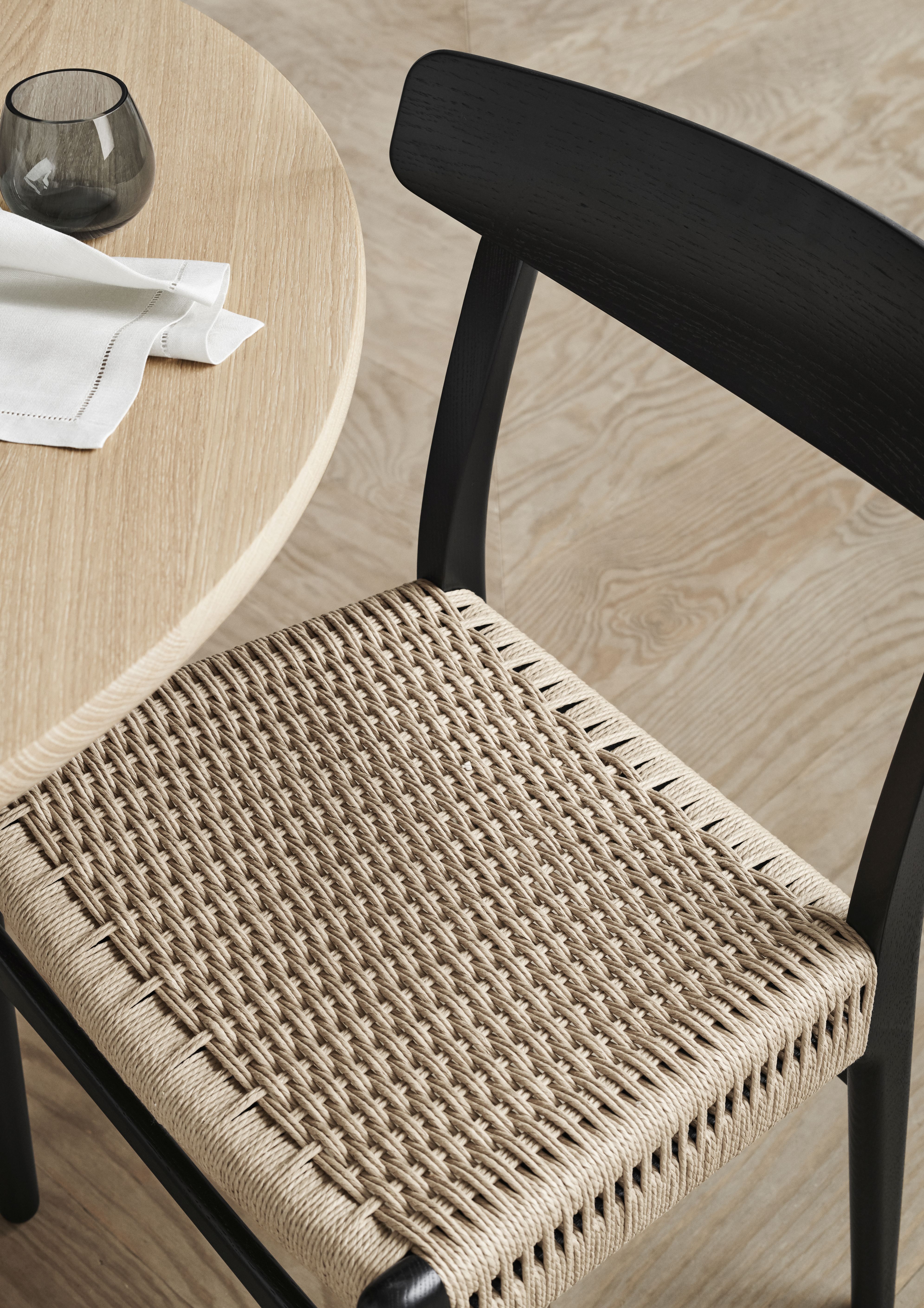 CH337 Ovaler Esstisch ausziehbar Carl Hansen & Søn
