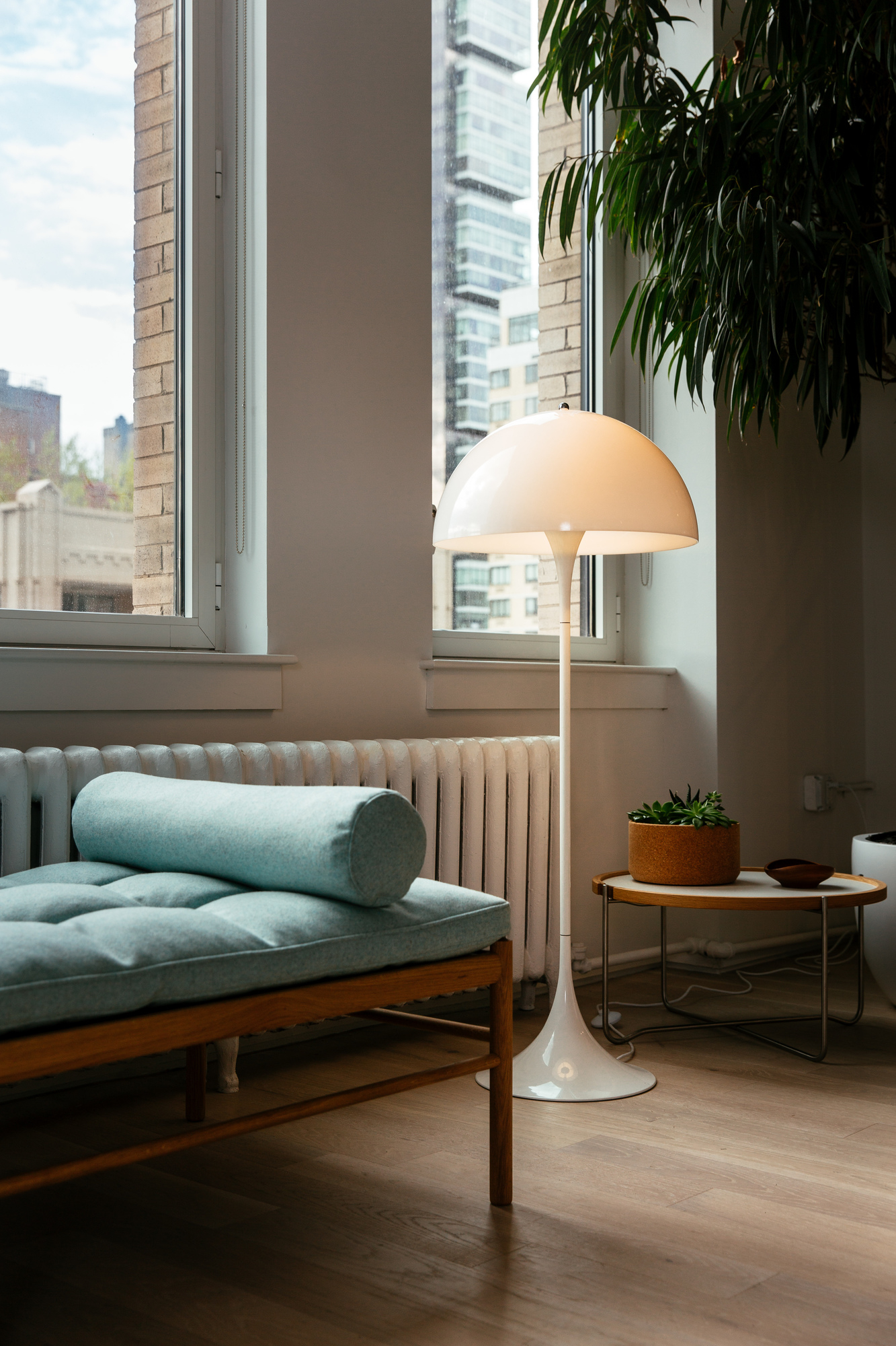 Panthella Floor Stehleuchte Louis Poulsen