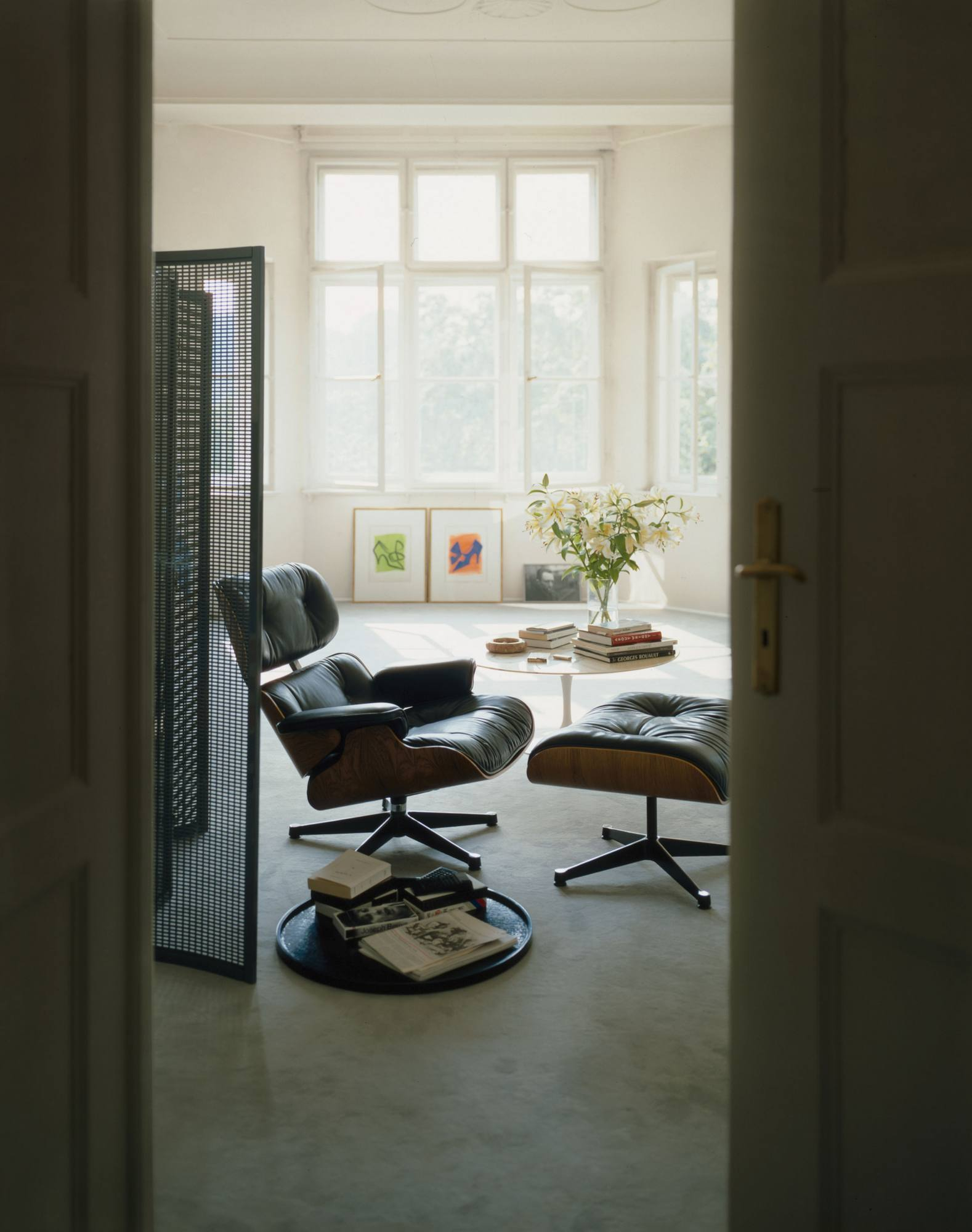 Eames Lounge Chair & Ottoman Armchair Leder Premium Vitra Seiten poliert- schwarz Leder Premium F schwarz Palisander