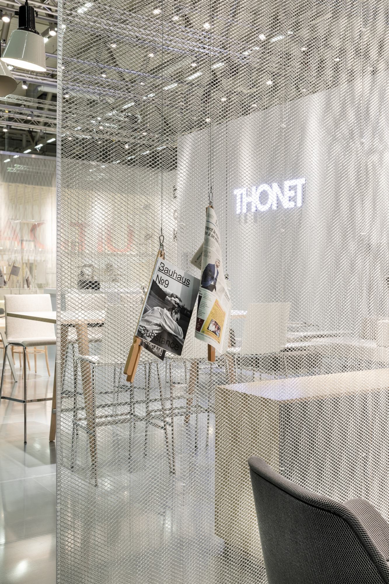 1510 Stehtisch Thonet