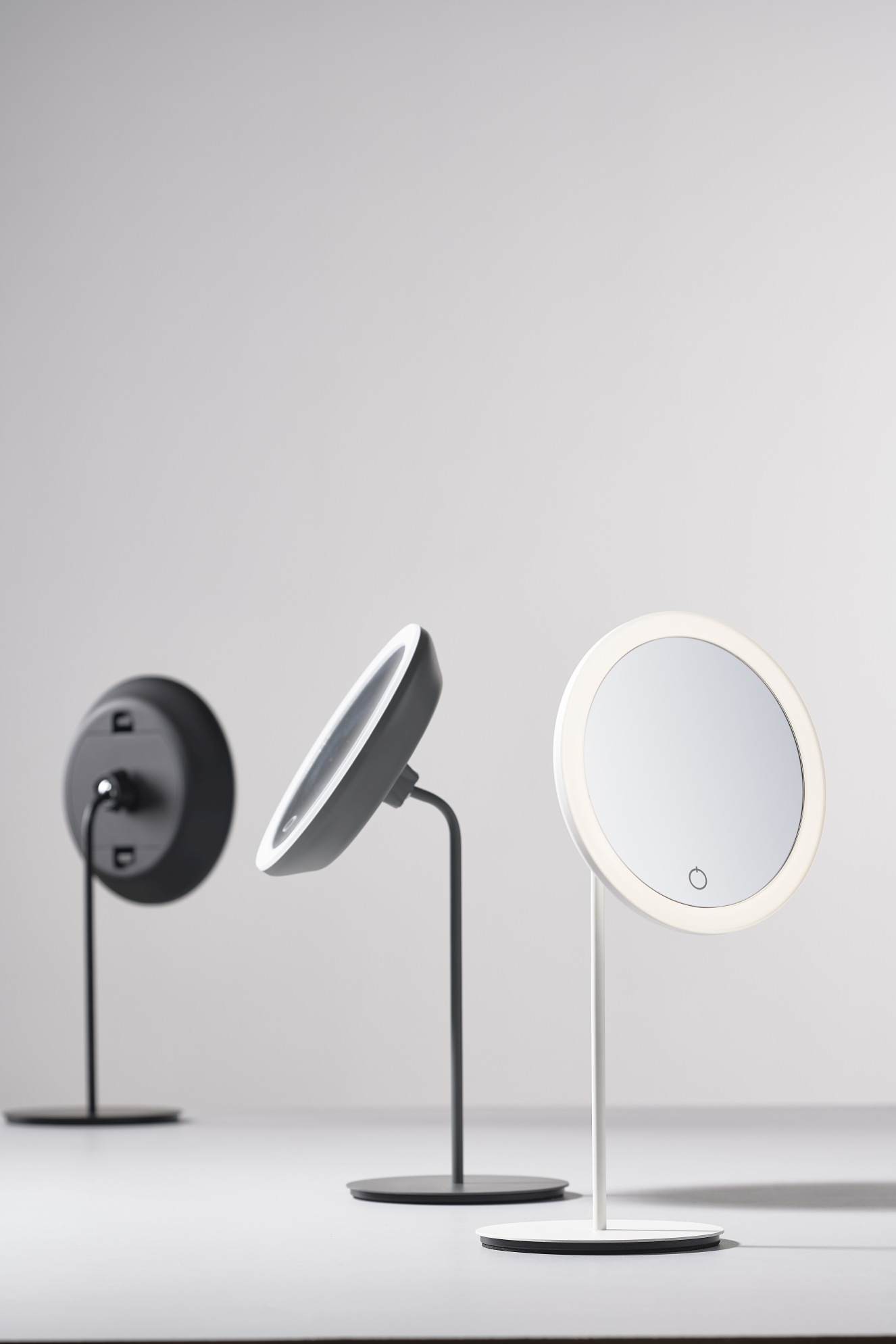 Make up Tischspiegel mit Licht Zone Denmark EINZELSTÜCK