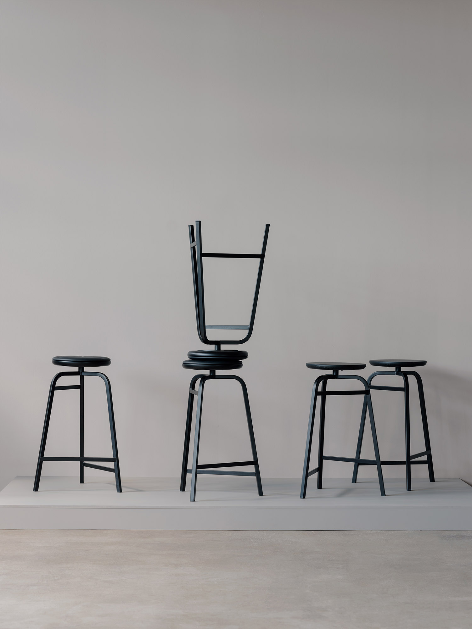 Treble Barhocker schwarz Northern