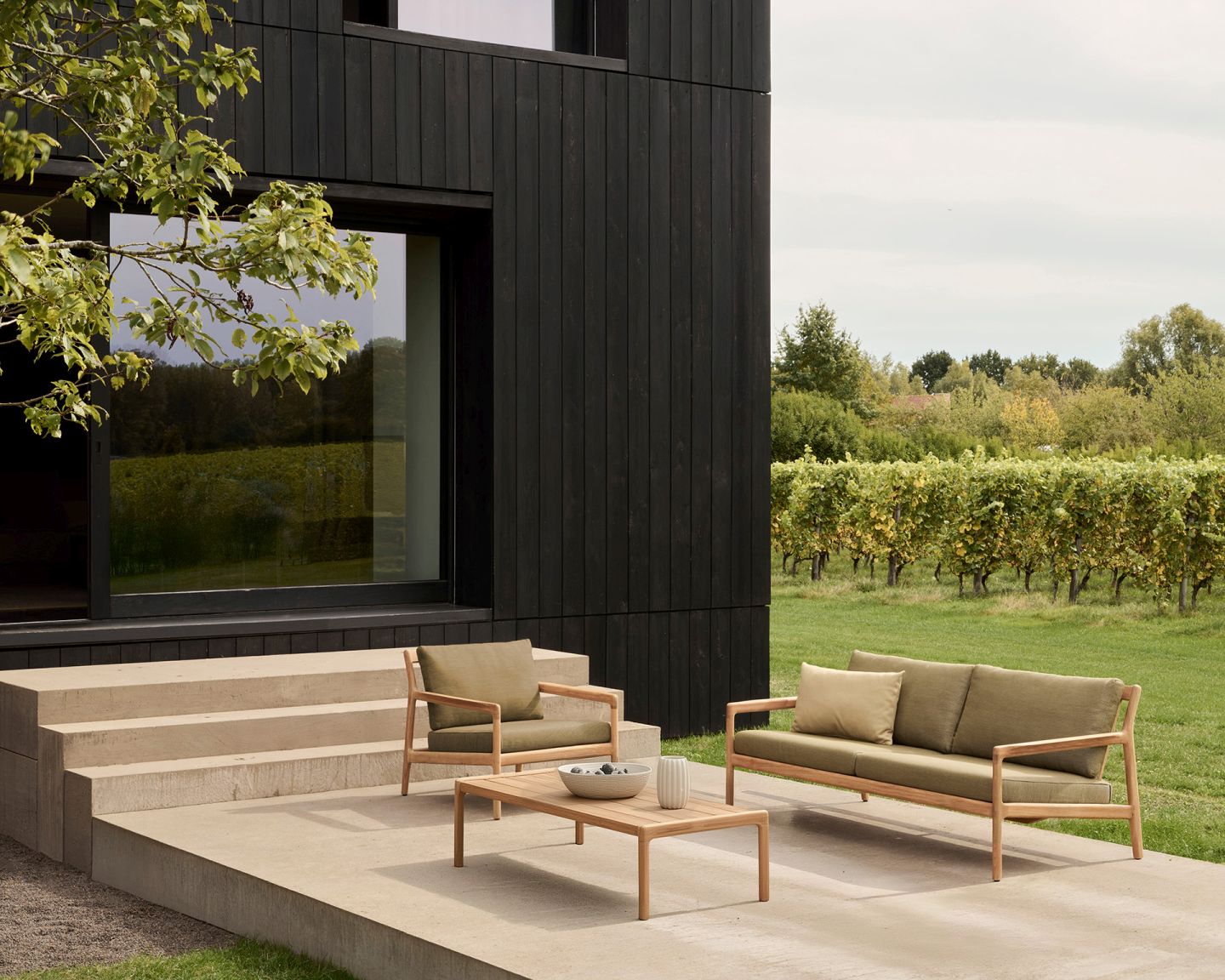 Jack Outdoor 2 Sitzer Sofa Teak Burgundy Ethnicraft