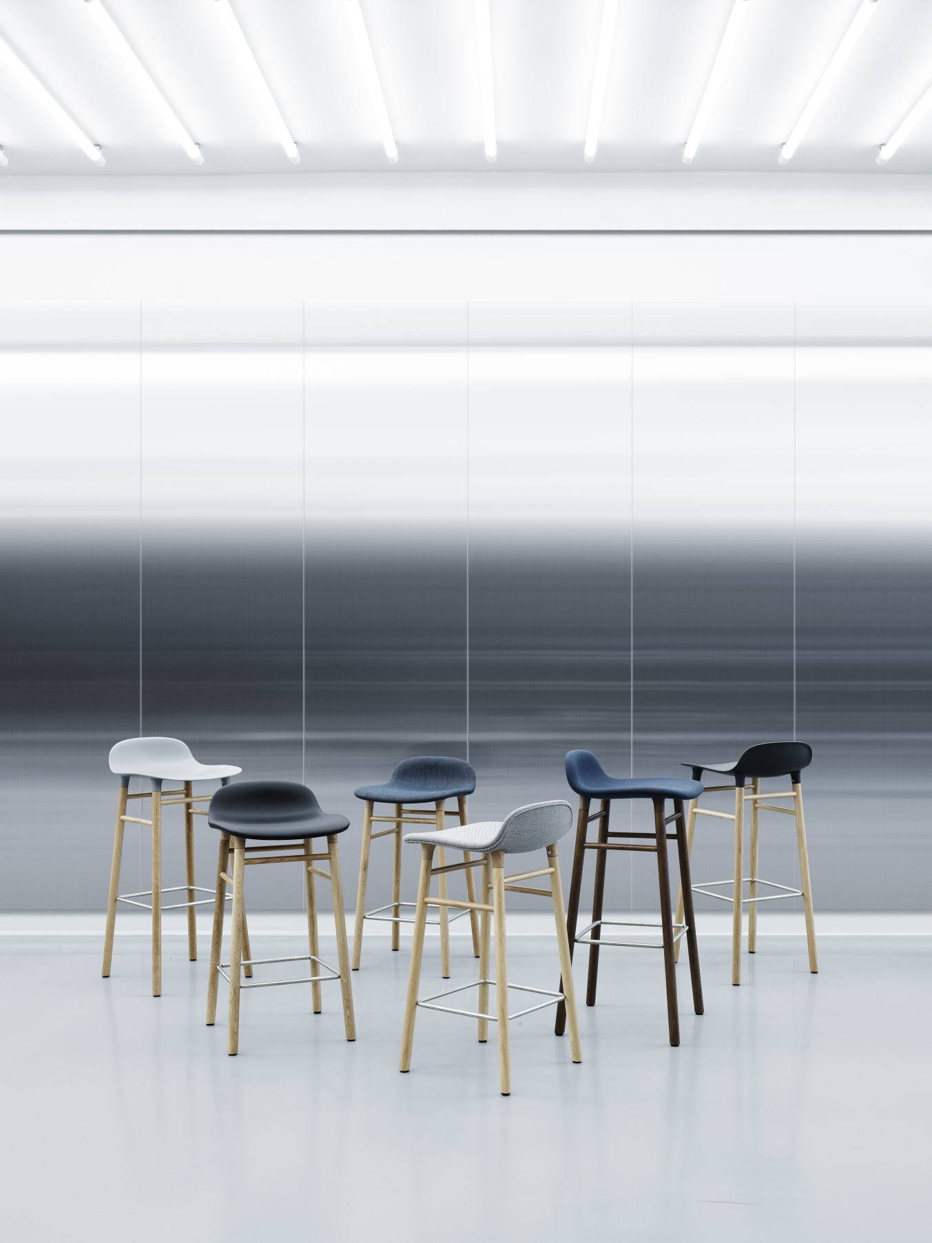 Form Barstool Barhocker H 65 cm Holz Normann Copenhagen