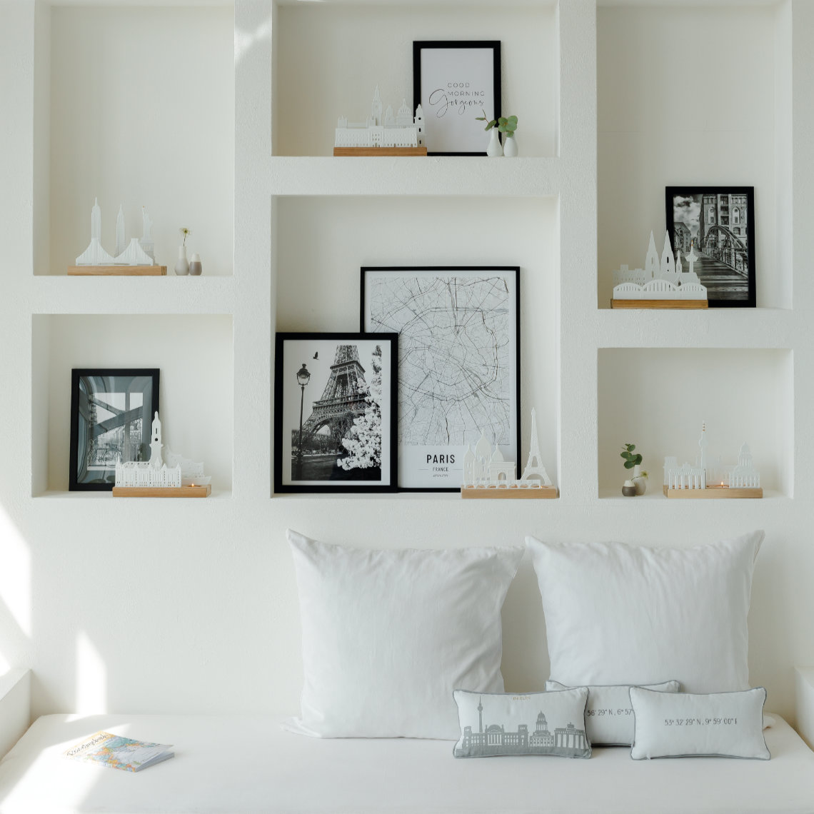 Lichtobjekt Stadtsilhouette Berlin Räder