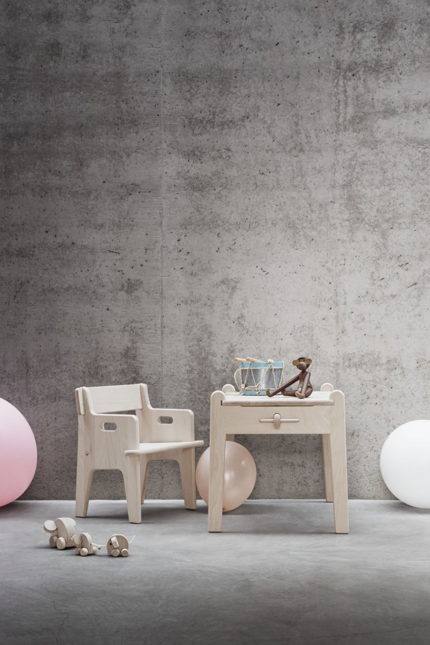 CH411 Peters Kindertisch Carl Hansen & Søn
