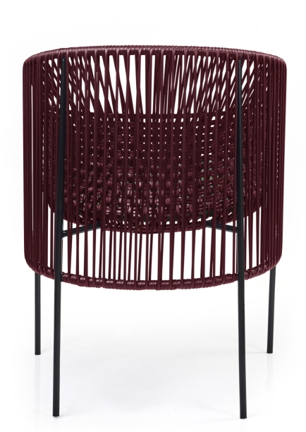 Caribe Chic Dining Chair, Outdoor Stuhl in Schwarzrot mit schwarzem Metallgestell. Gartenmöbel.