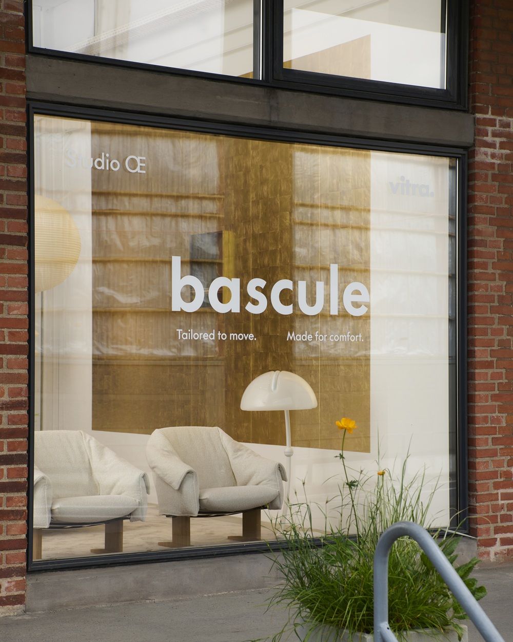 Bascule Lowback Sessel mit Ottoman Vitra