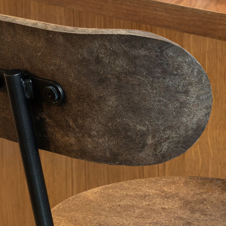 Earth Stool Barhocker mit Rückenlehne Mater 