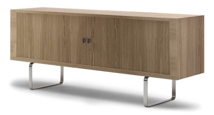 CH825 Credenza Sideboard Carl Hansen & Søn Farbe eiche geölt Gestell edelstahl