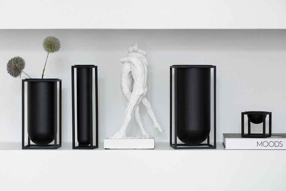 Kubus Vase Flora by Lassen Kubus Vase Flora by Lassen
