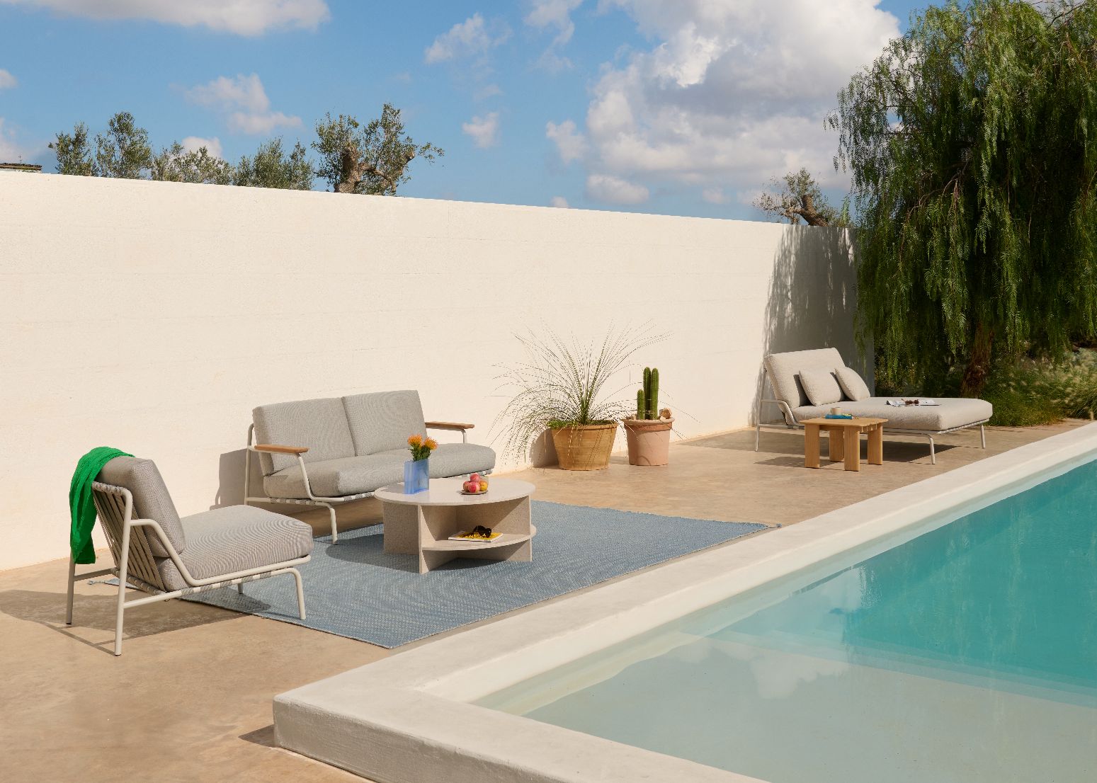 Assemble Coffee Table Couchtisch 55x55 cm Teak Outdoor Muuto 