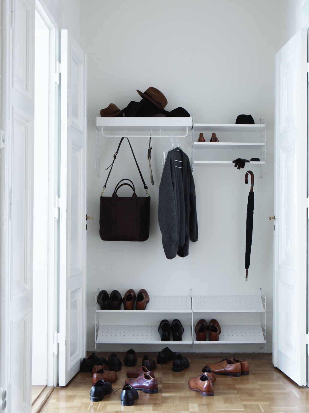 Flur KONFIGURATIONEN Hallway H5 String Furniture
