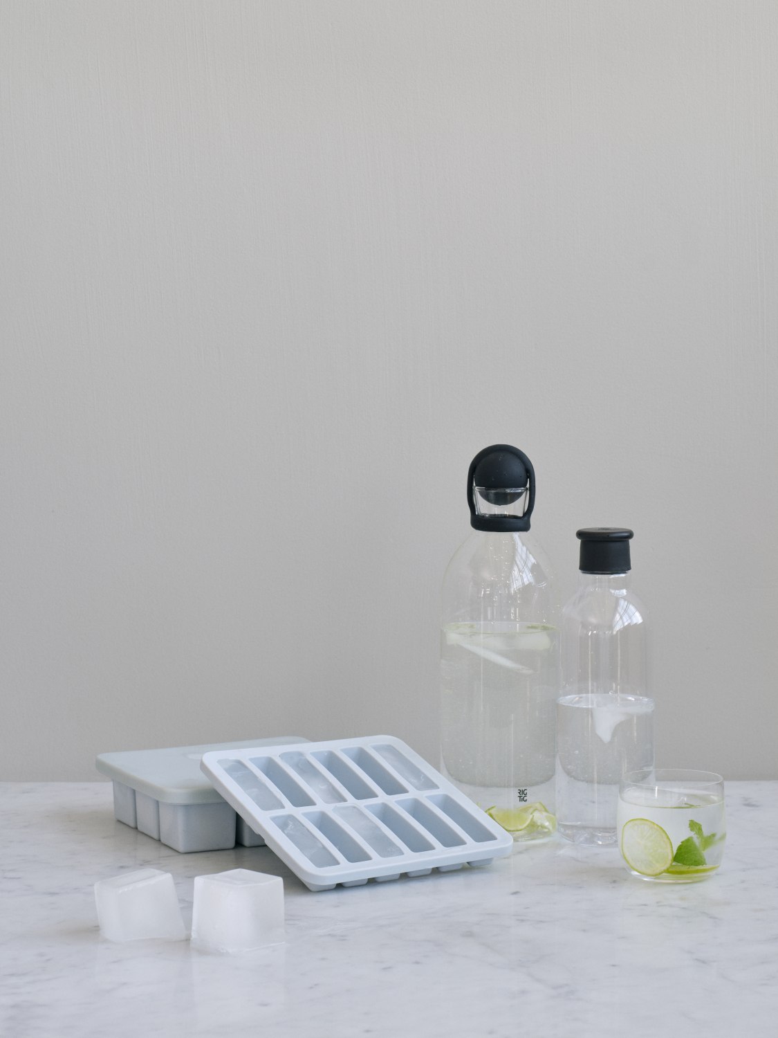 Cool It Wasserkaraffe Schwarz RIG TIG by Stelton EINZELSTÜCK