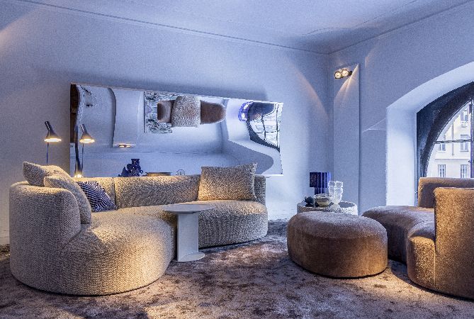 Siwa Sofa mittel mit Liege Cor
