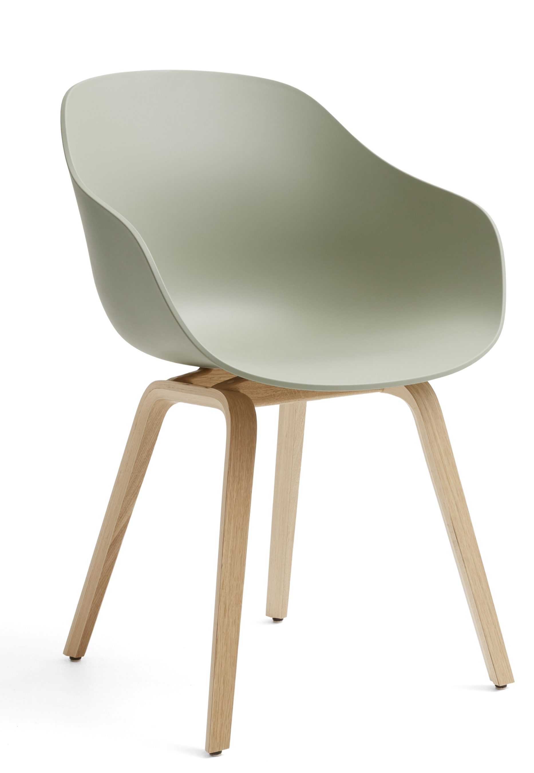 About A Chair AAC 222 Stuhl in Pastellgrün mit Eichenholzbeinen, moderner Designstuhl.
