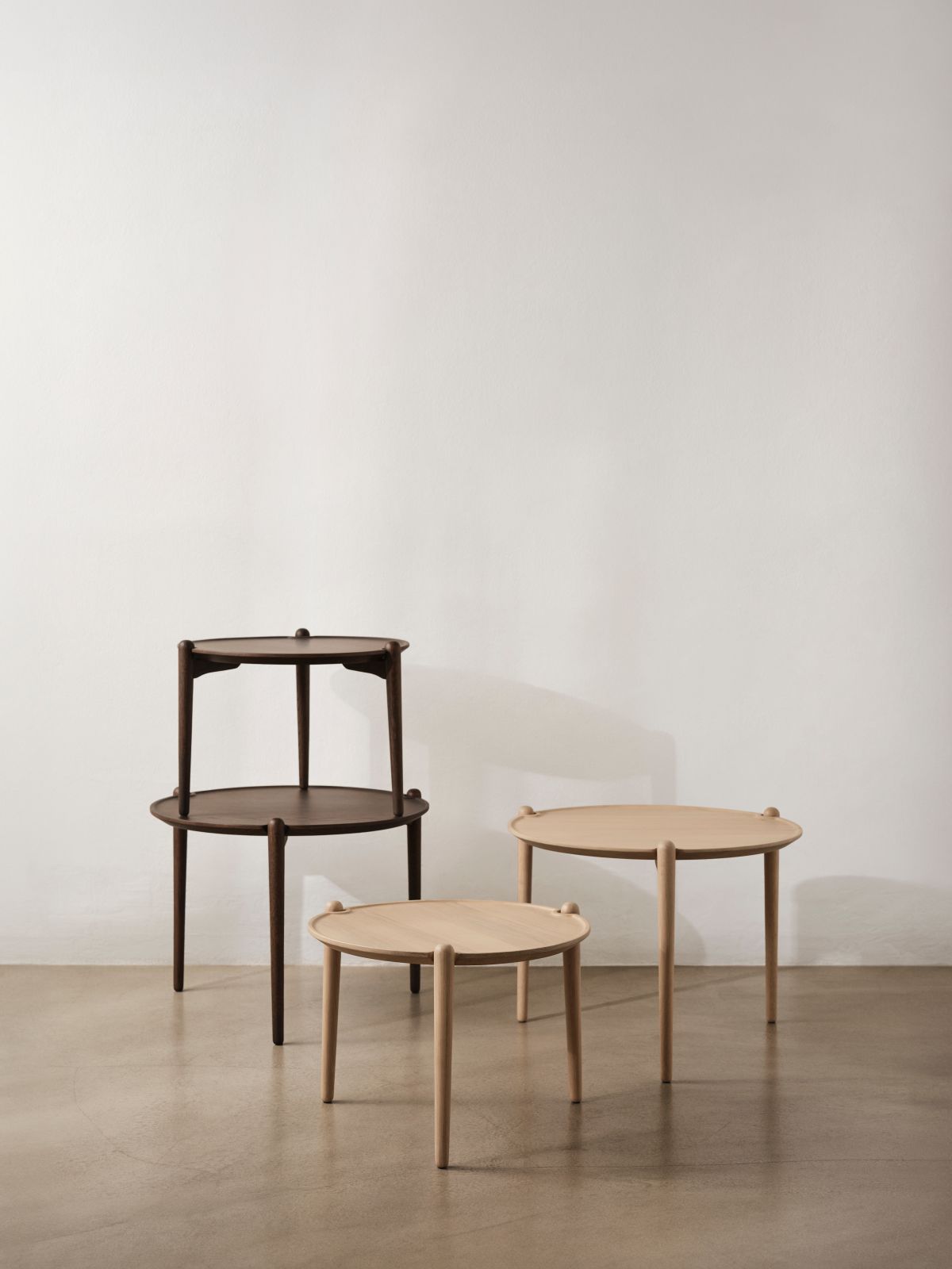 Aria Table Beistelltisch Low - Eiche dunkel Design House Stockholm Aria Table Beistelltisch Low - Eiche dunkel Design House Stockholm