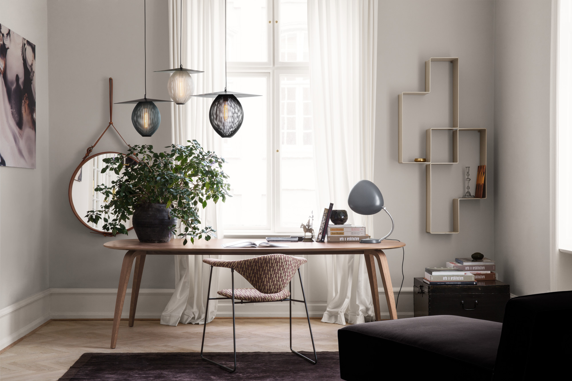 Satellite Pendant Lamp M Pendelleuchte Creme Gubi