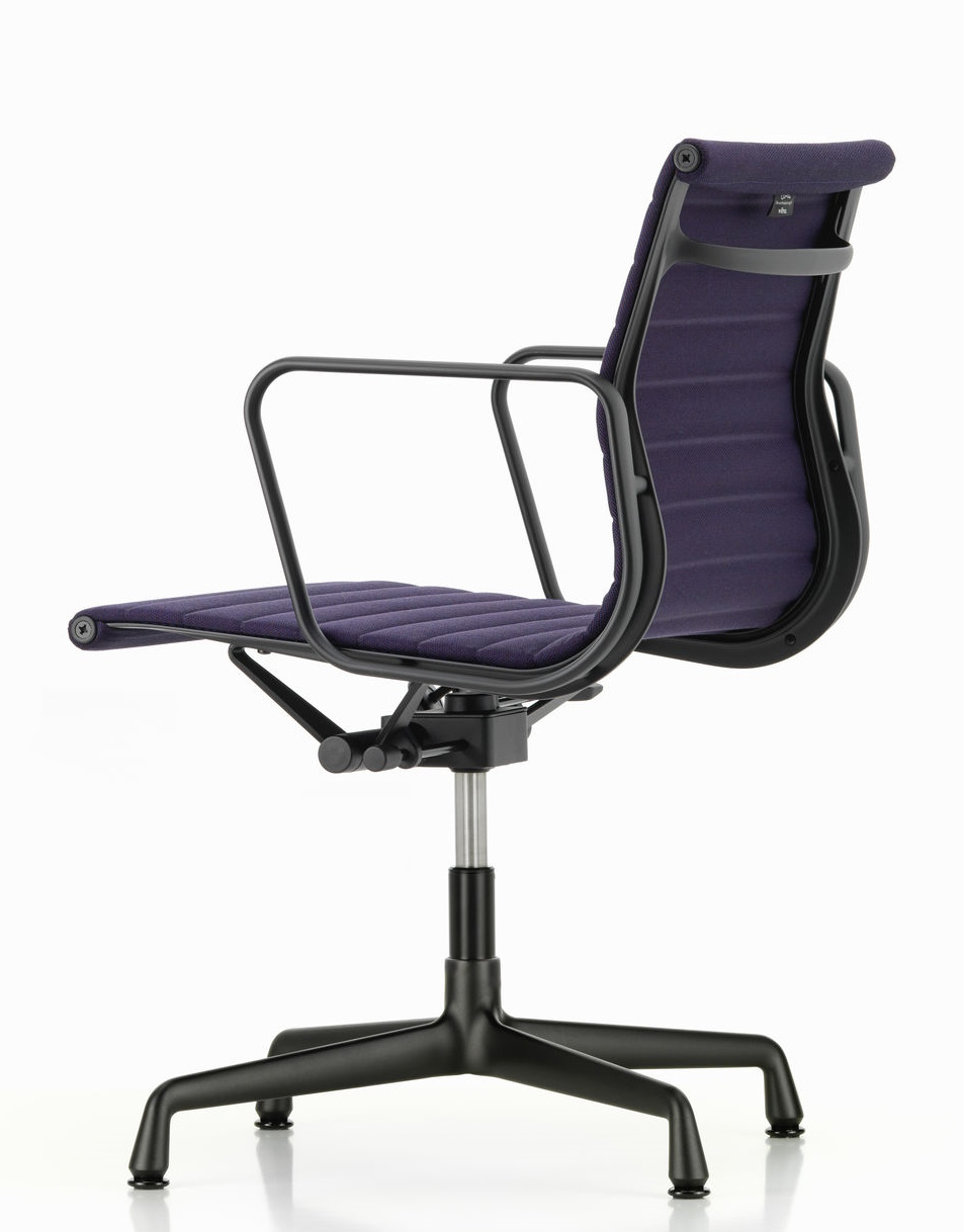 Aluminium Chair EA 131 / EA131 Stuhl Vitra