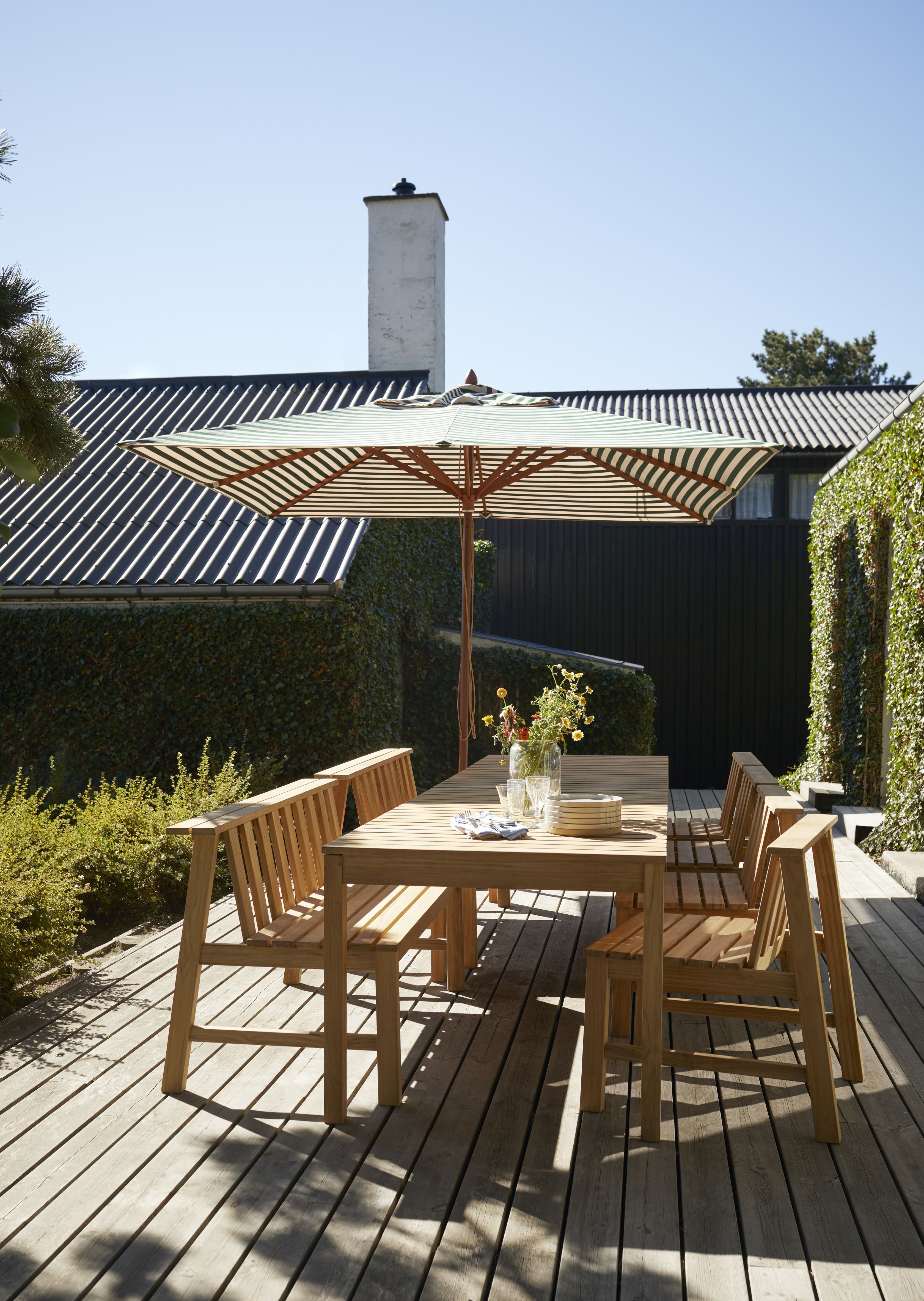 Cadence Bank Teak Outdoor Skagerak by Fritz Hansen