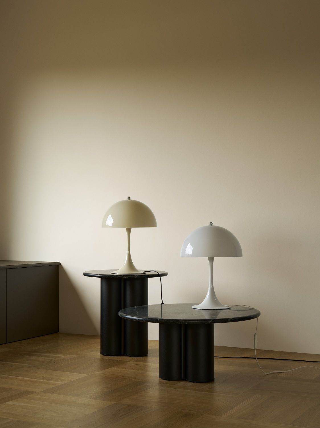 Panthella 320 Table V2 Tischleuchte Louis Poulsen