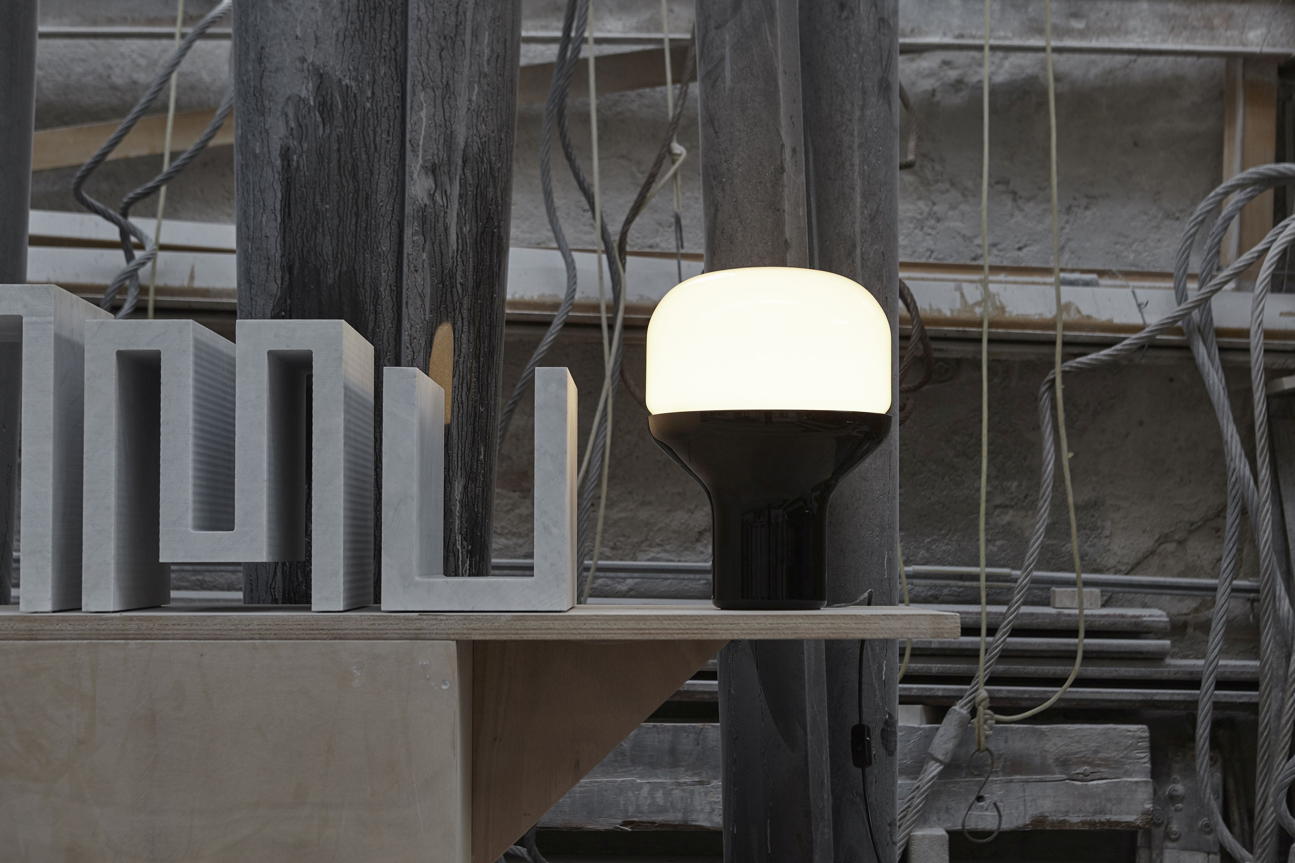 Delux Tischleuchte Martinelli Luce