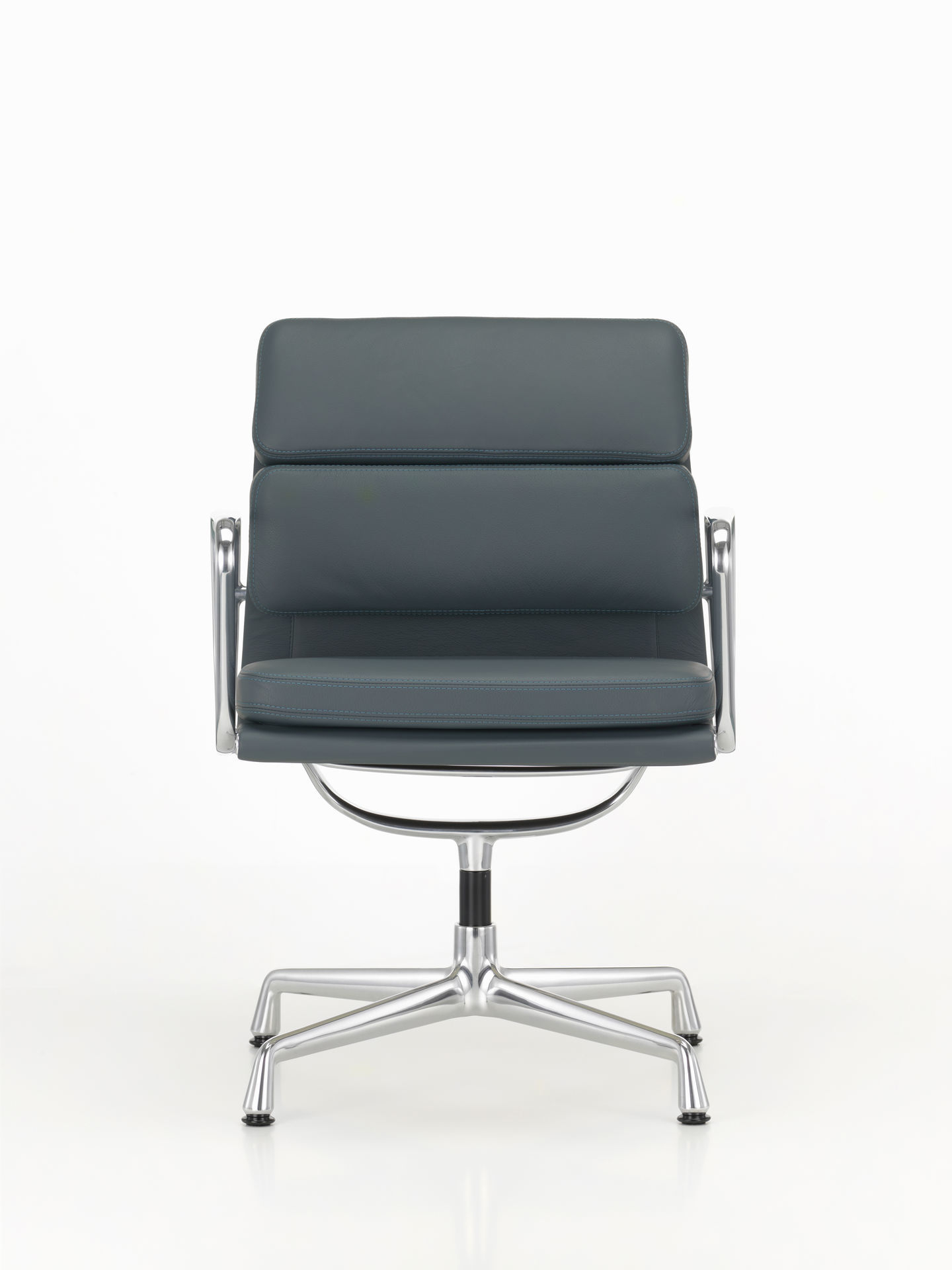 Soft Pad Chair EA207 / EA 207 Sessel Vitra