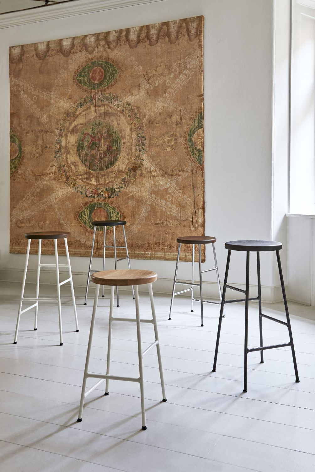 Cornet Bar Stool Low Barhocker H 65 cm Hay