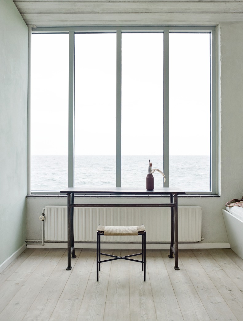 Vent Hocker Skagerak by Fritz Hansen