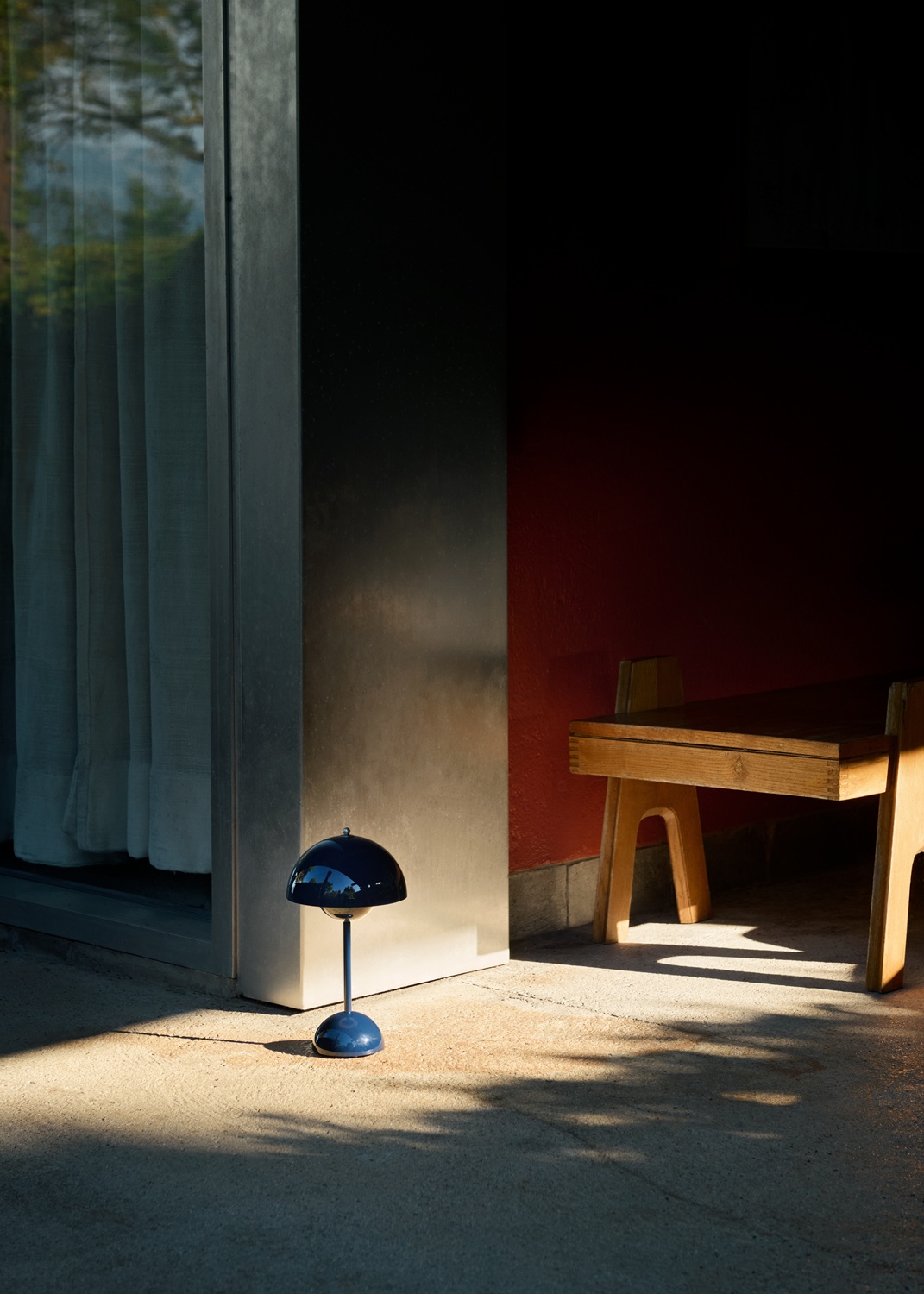 Flowerpot VP9 Portable Akkuleuchte / Tischleuchte mit USB AndTradition