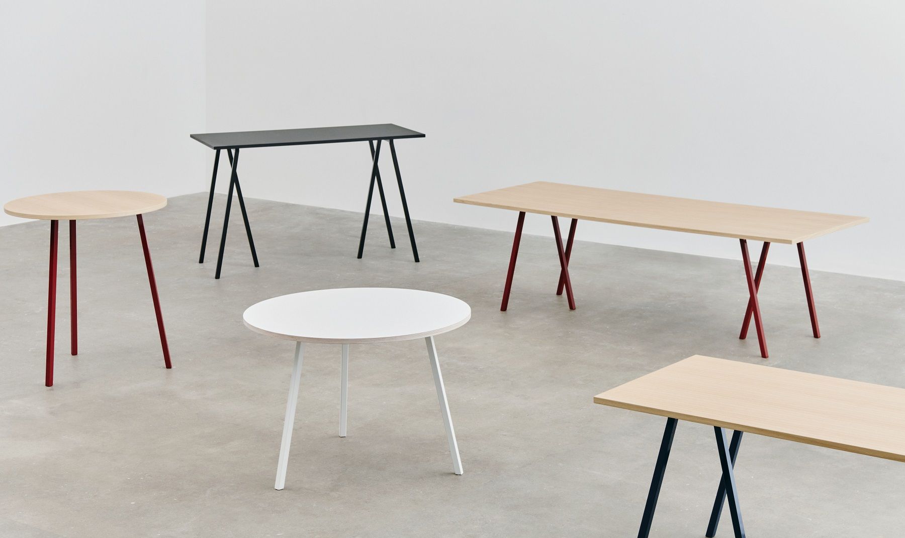 Loop Stand High Table Inclusive Support Tisch / Esstisch 160 Hay