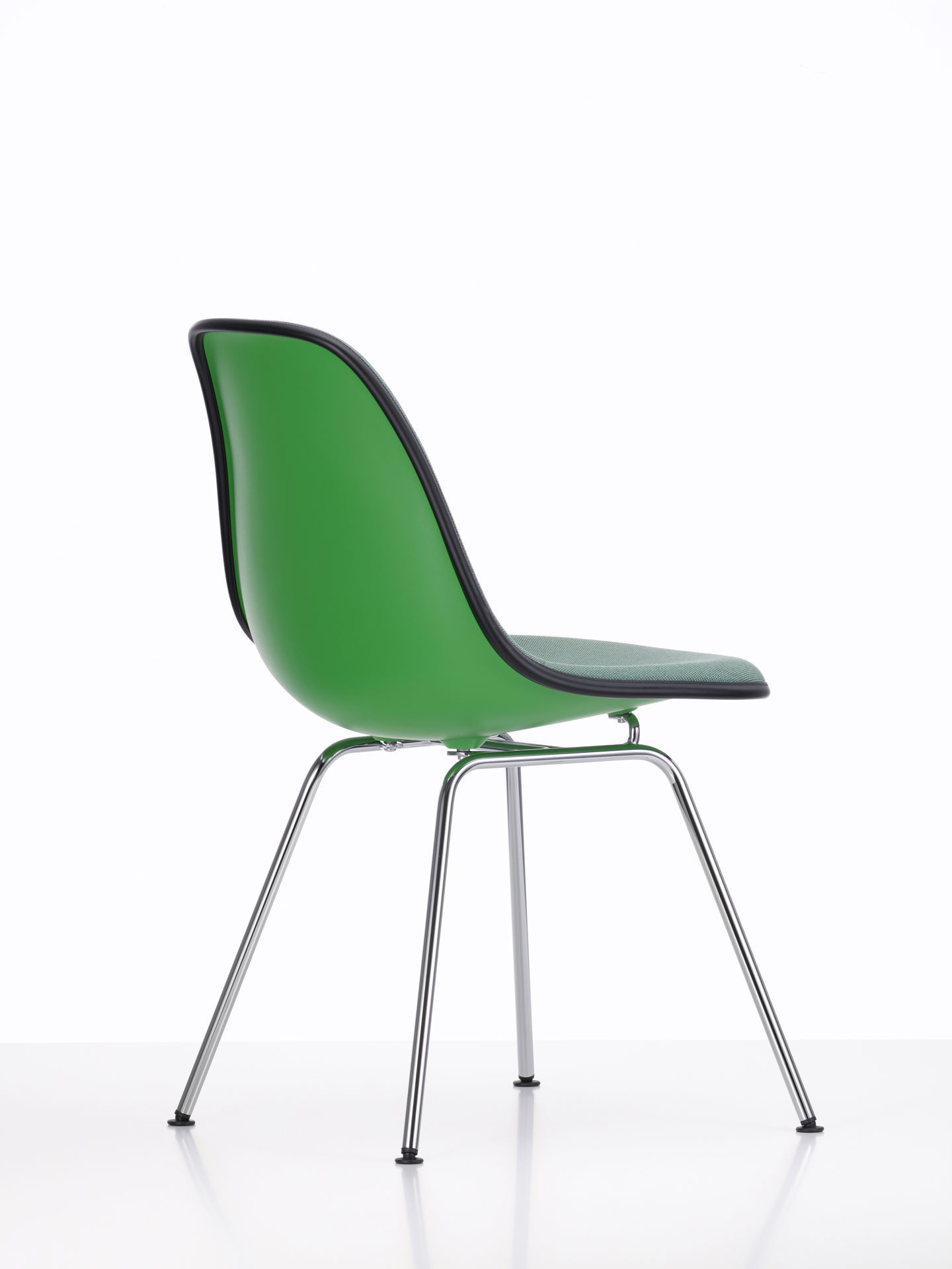 Eames Plastic Side Chair DSX Stuhl Vollgepolstert Vitra