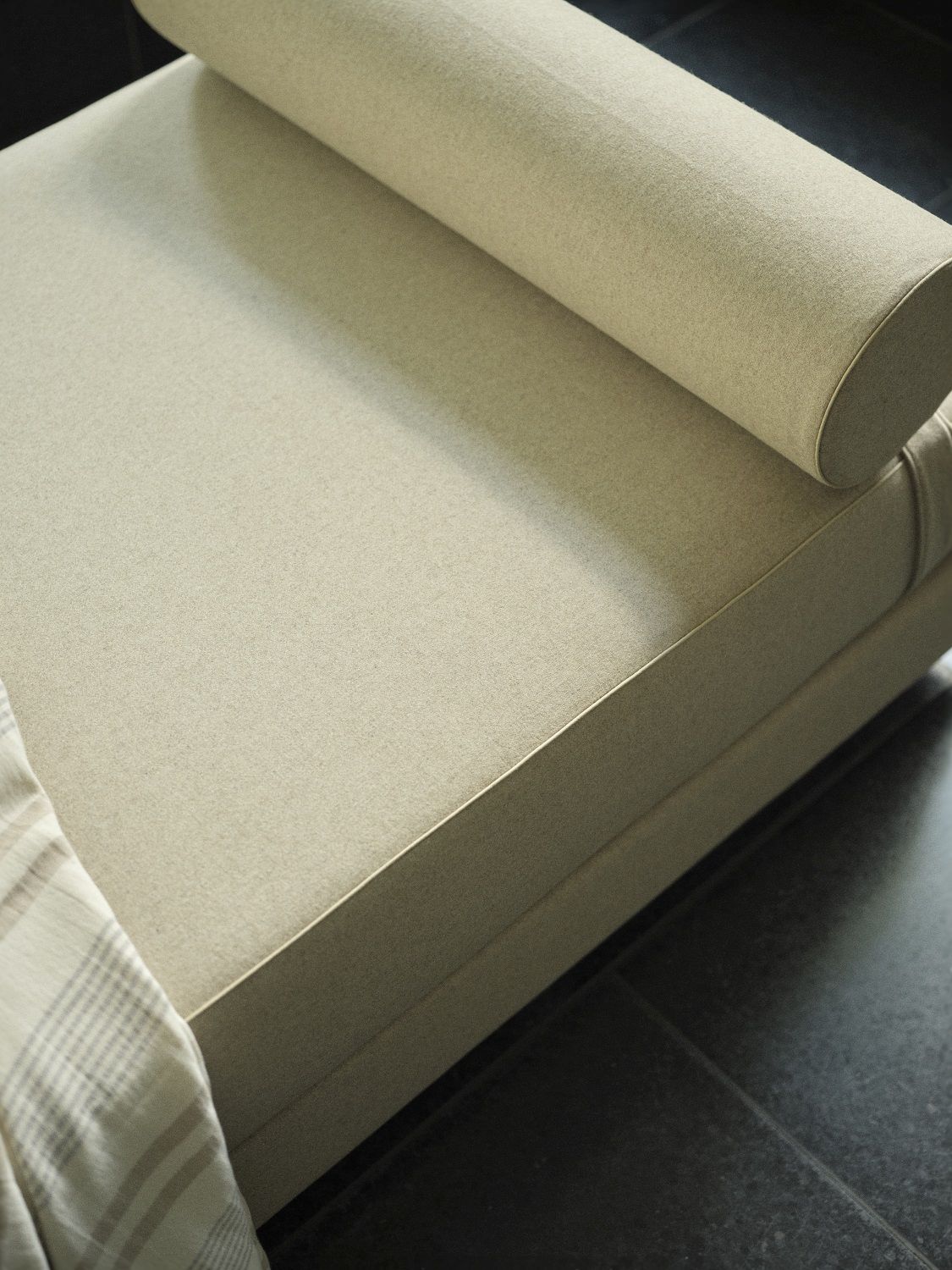 Lubi Daybed Tagesbett / Schlafsofa mit Taschenfederkern-Matratze Softline