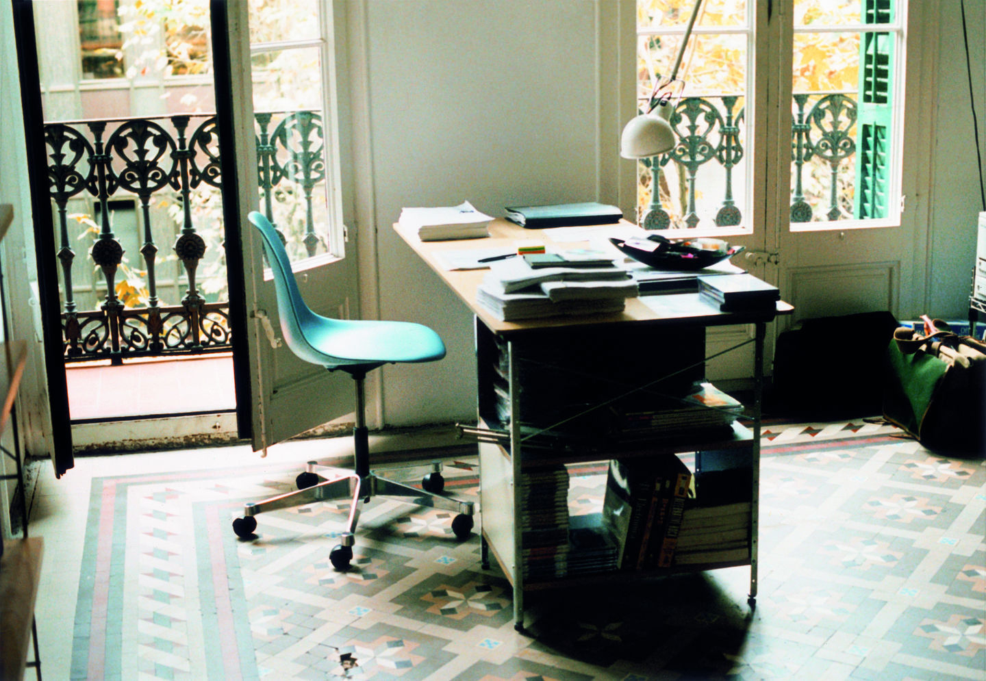 Eames Plastic Side Chair PSCC Drehstuhl Vitra