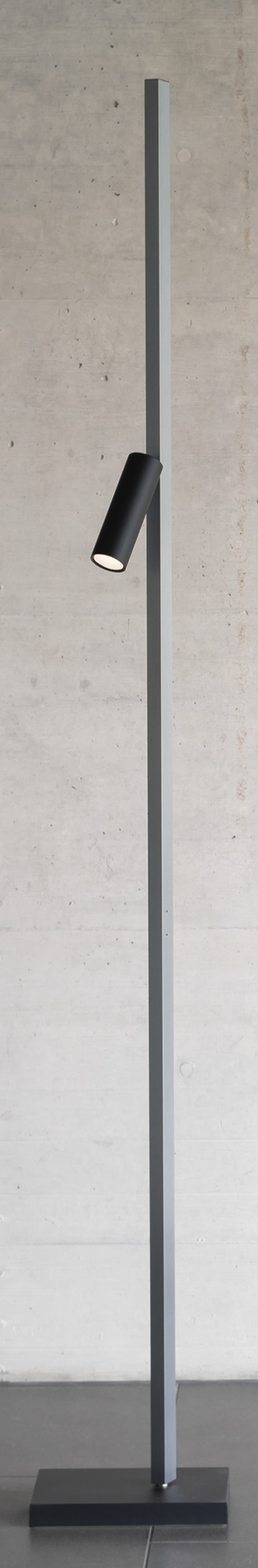Zen X Stehleuchte Steve Lechot Luminaires 