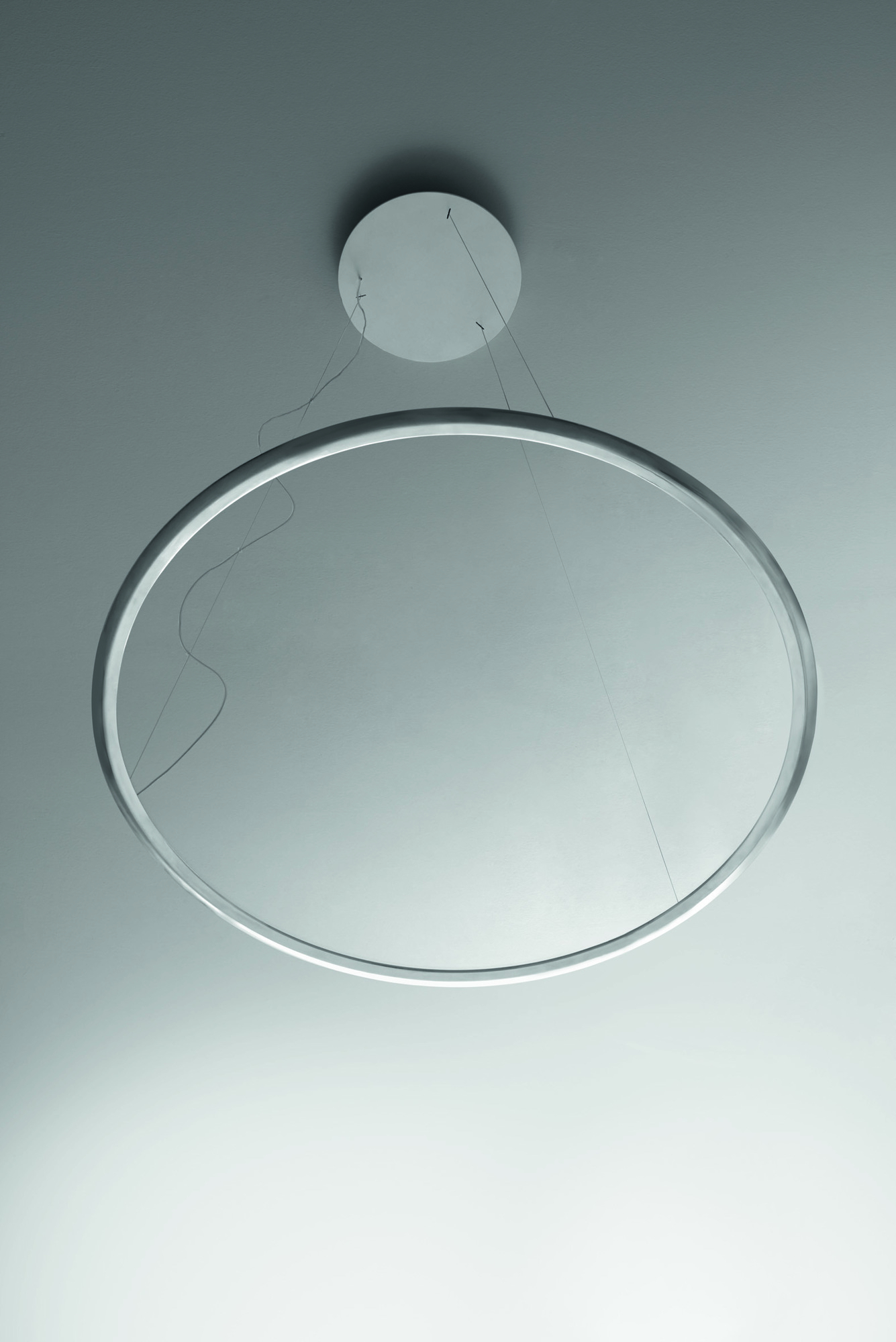 Discovery Suspension Pendelleuchte Body Aluminium Artemide