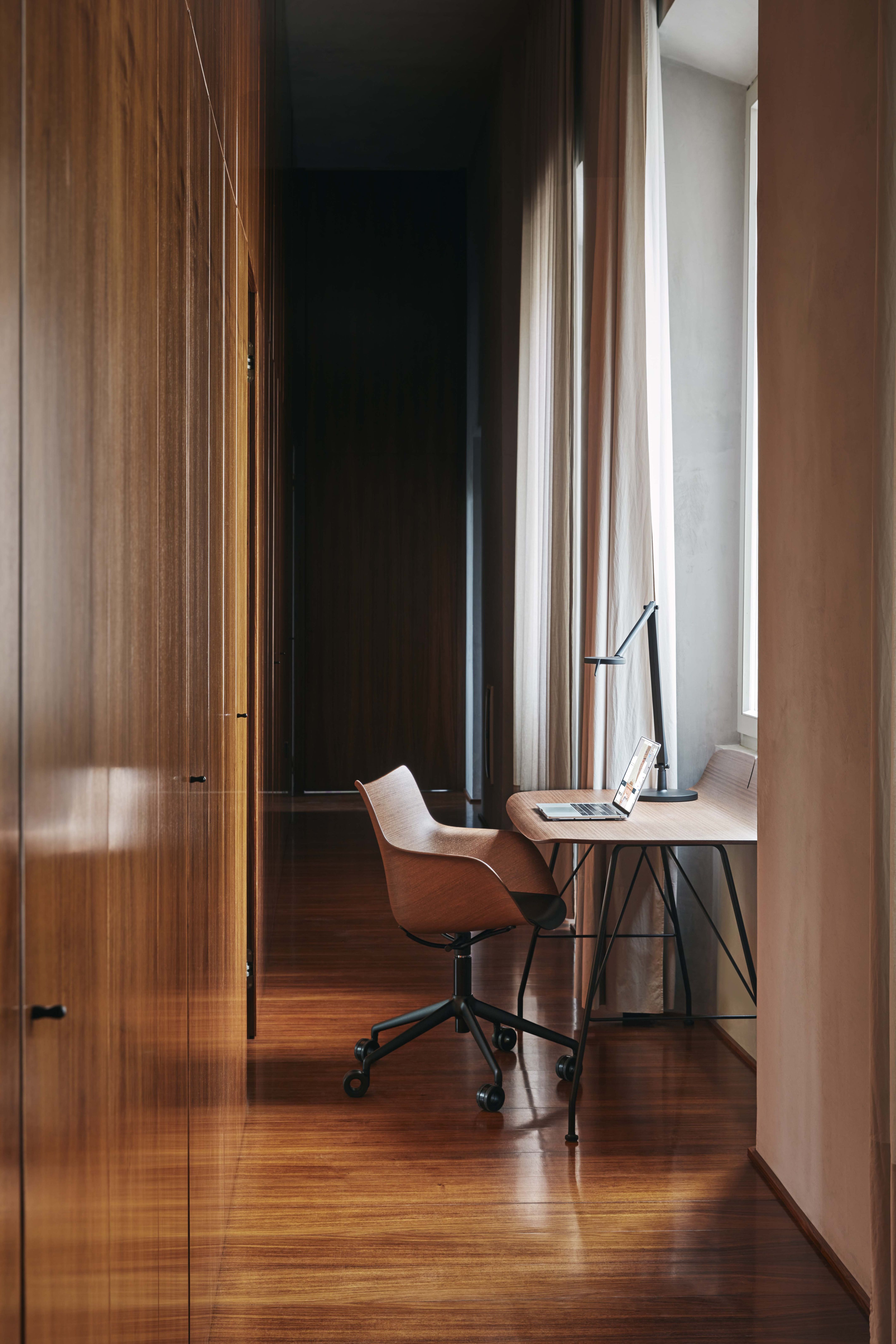 Q/Wood Drehstuhl Kartell