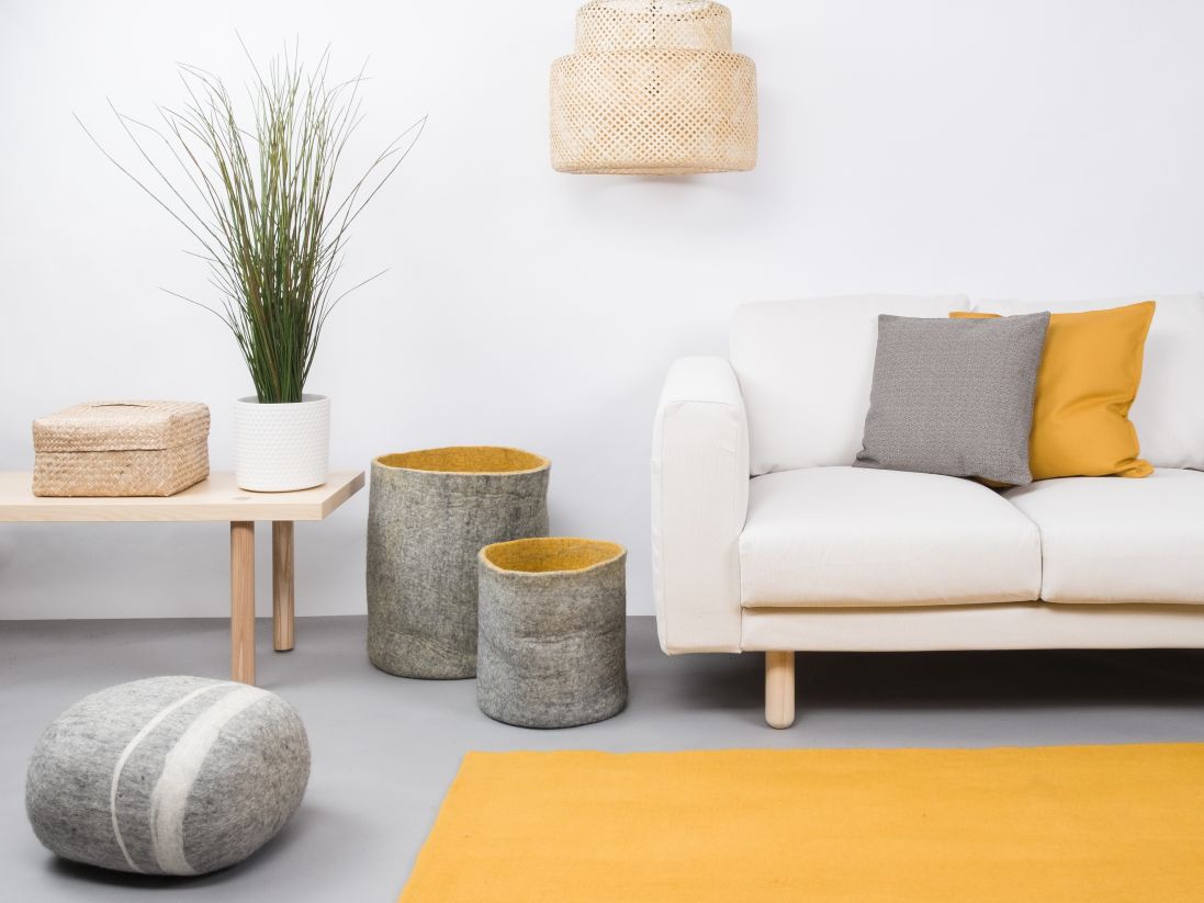 Mono Rechteckig Filzteppich 180 x 260 cm myfelt  Klara (senfgelb)