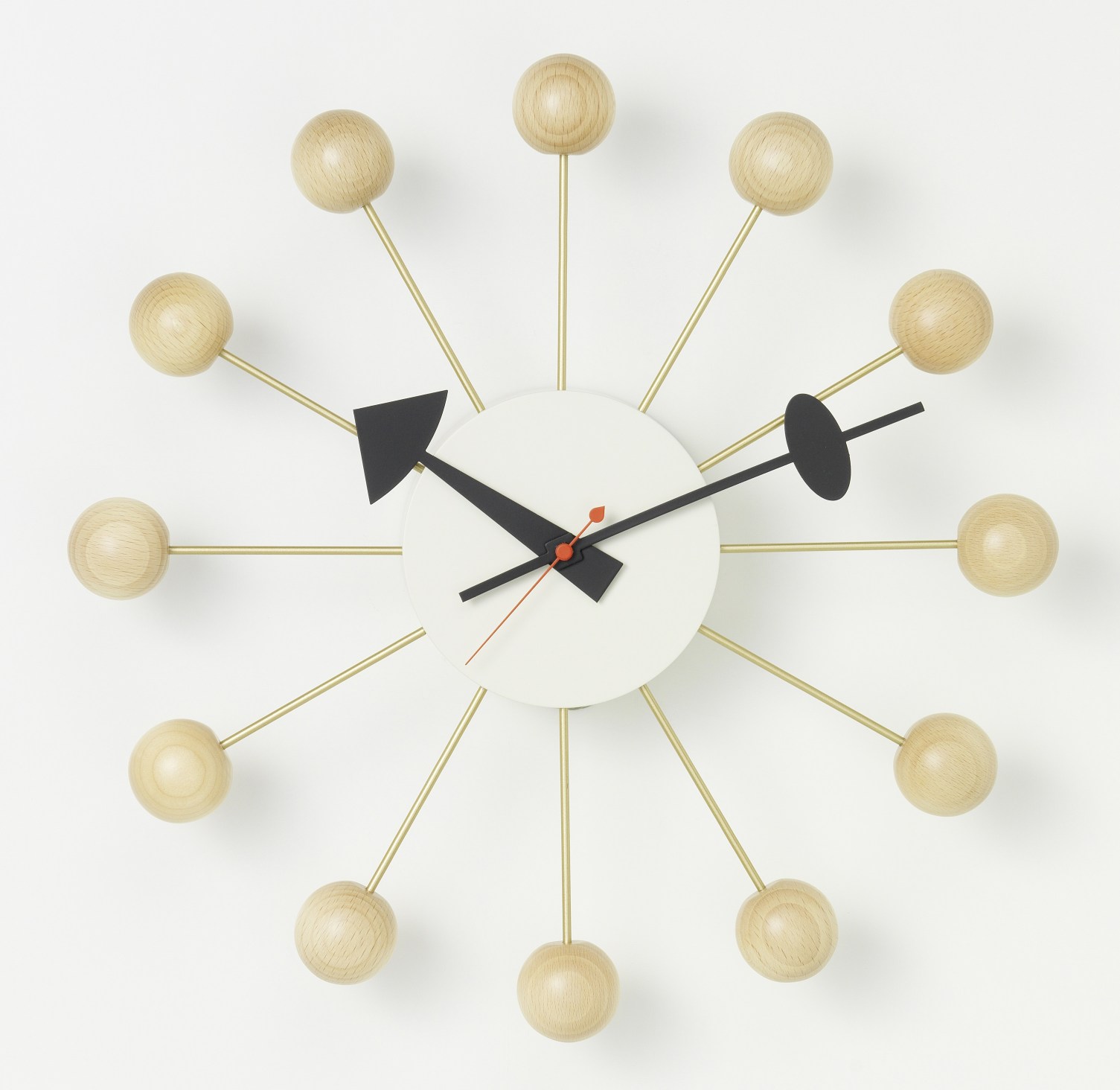 Ball Clock Wanduhr Buche natur Vitra