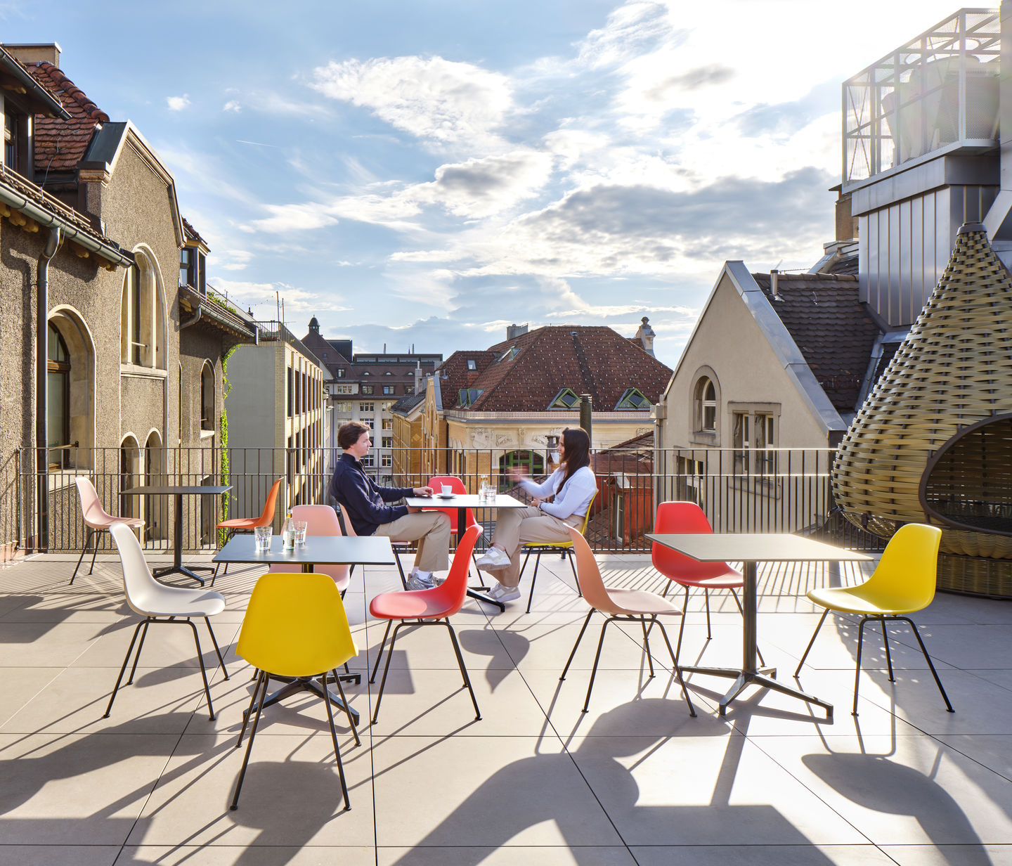 Eames Fiberglass Chair DSX Stuhl mit Sitzpolster Vitra