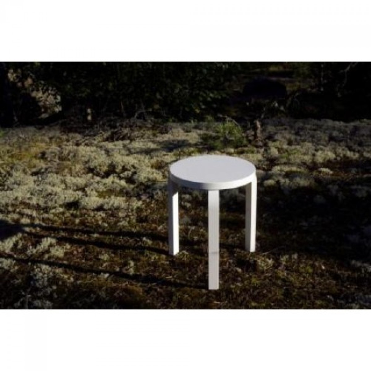 60 Hocker Artek